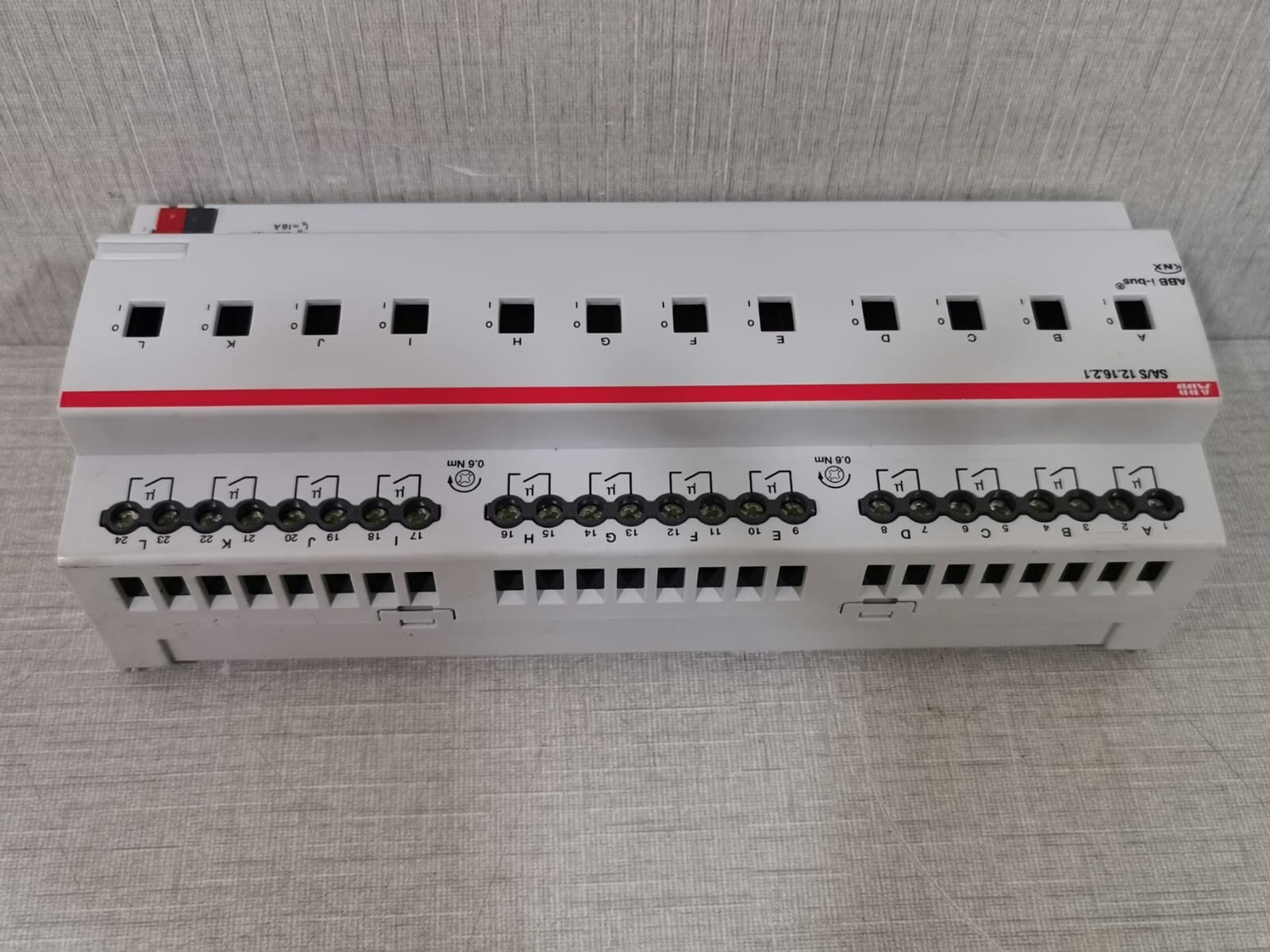 ABB 2CDG110162R0011 ABB i-bus KNX SA/S 12.16.2.1 Switch Actuator 2CDG110162R0011 7