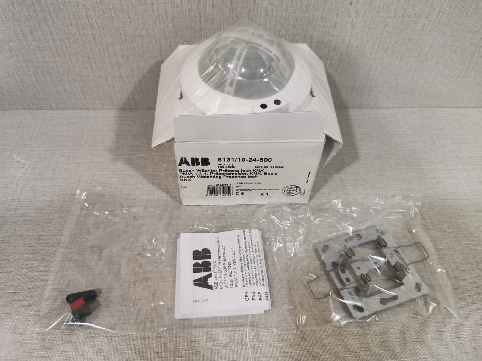 ABB 6131/10-24-500/ ABB 6131/10-XXX-500 Presence Detector KNX 2CDG 006 132 R0295