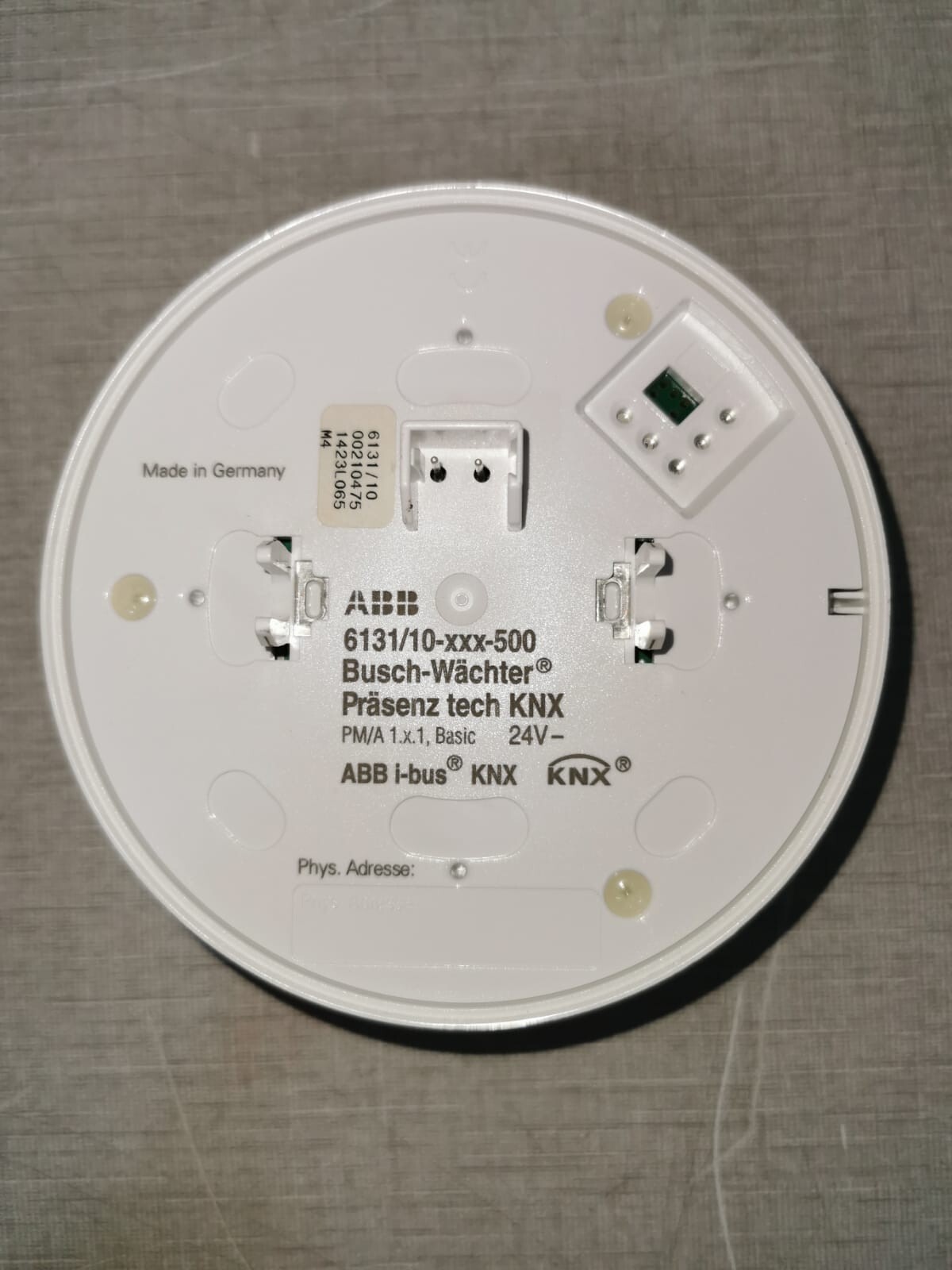 ABB 6131/10-24-500 ABB 6131/10-24-500 Presence Detector KNX Basic 4