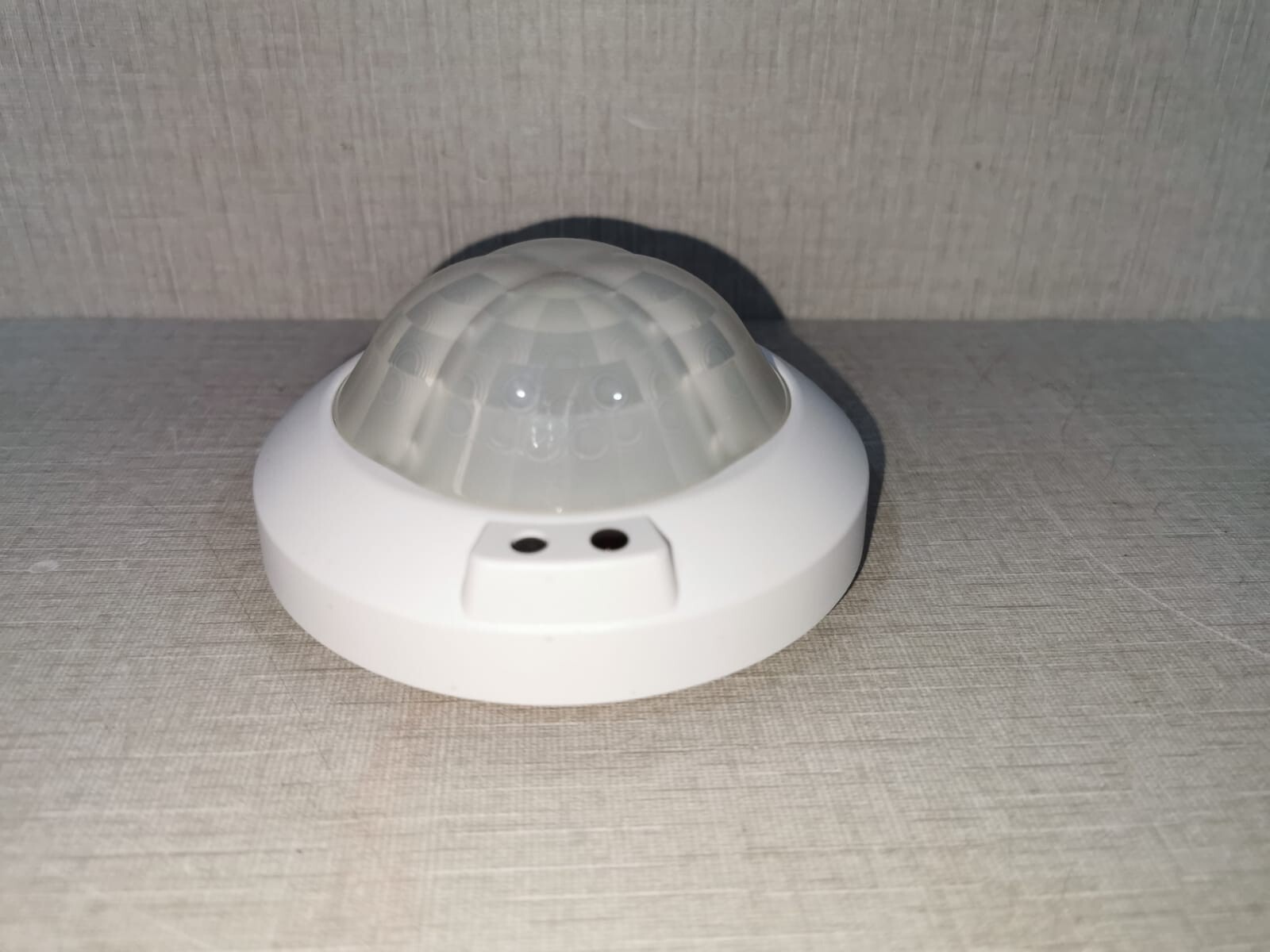 ABB 6131/10-24-500 ABB 6131/10-24-500 Presence Detector KNX Basic 6