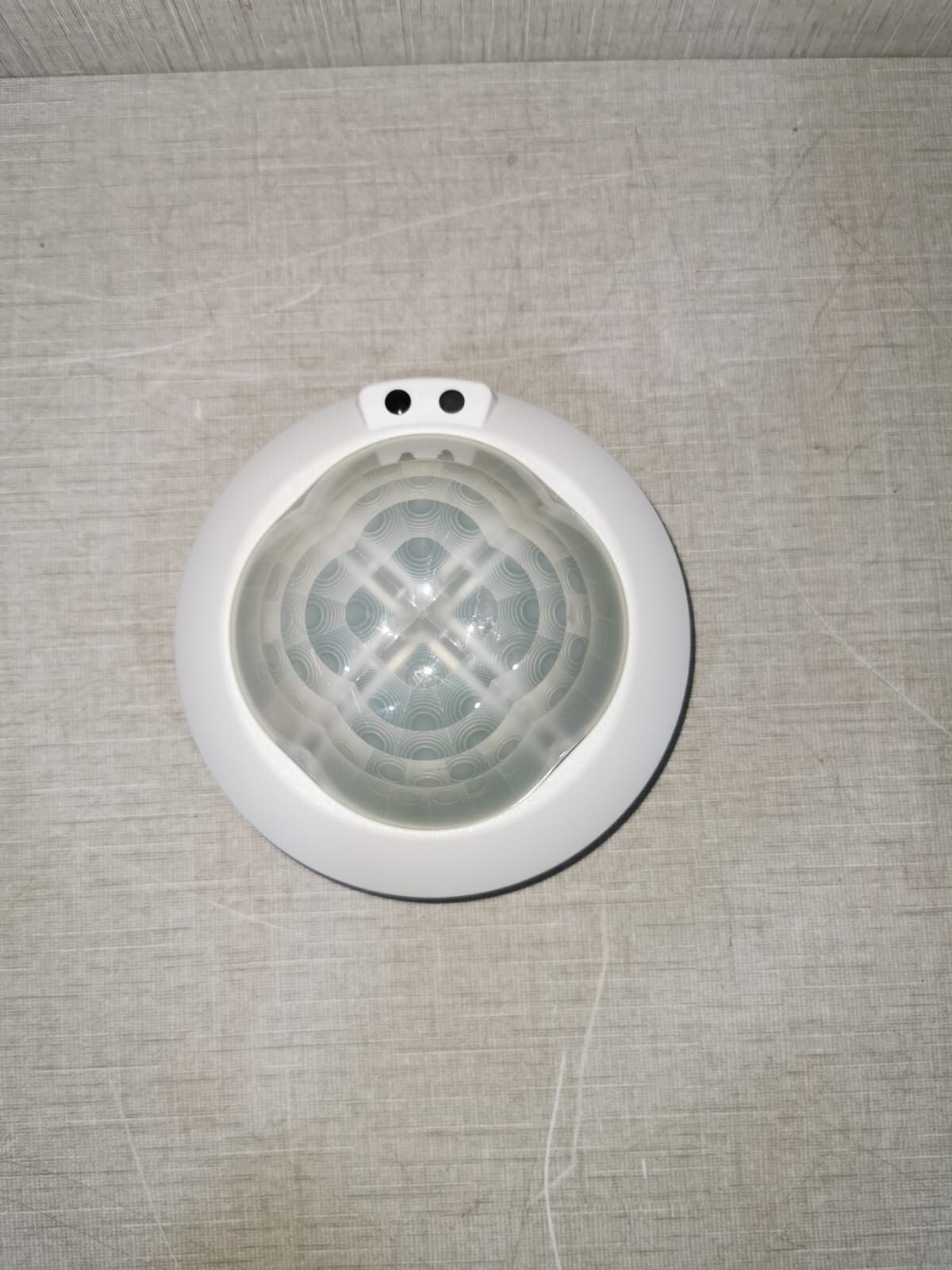 ABB 6131/10-24-500 ABB 6131/10-24-500 Presence Detector KNX Basic 7
