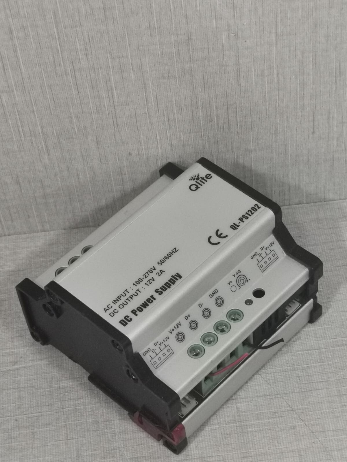 QLITE QL-PS1202 QLITE QL-PS1202 DC POWER SUPPLY 100-270V 7