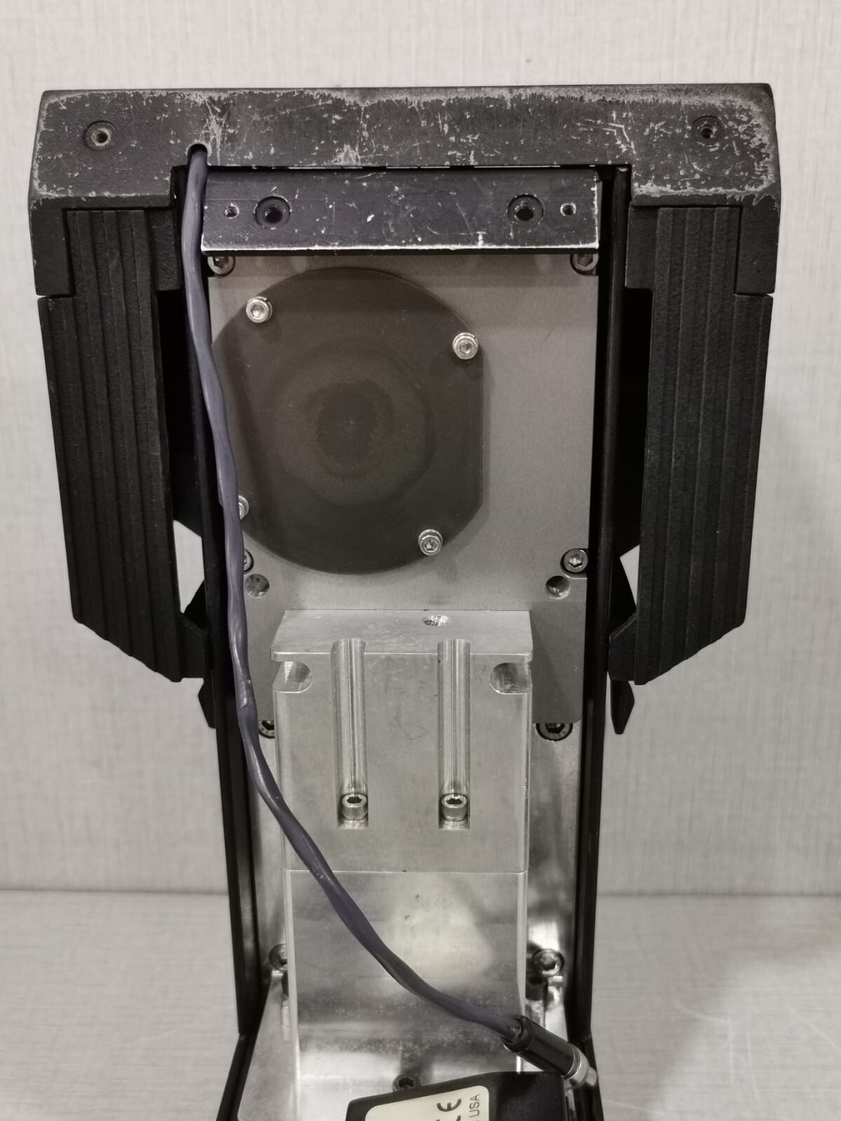 MKS MSSAHE6SD0B1 MKS PICO MSSAHE6SD0B1 Mass Spec Leak Detector - Missing 2 Chargeable Batteries 5