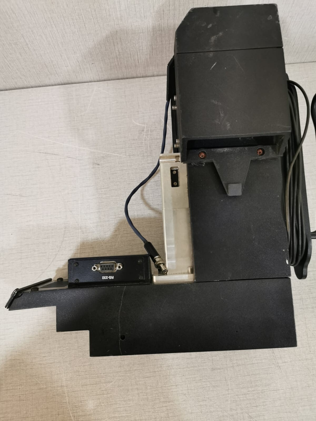 MKS MSSAHE6SD0B1 MKS PICO MSSAHE6SD0B1 Mass Spec Leak Detector - Missing 2 Chargeable Batteries 7