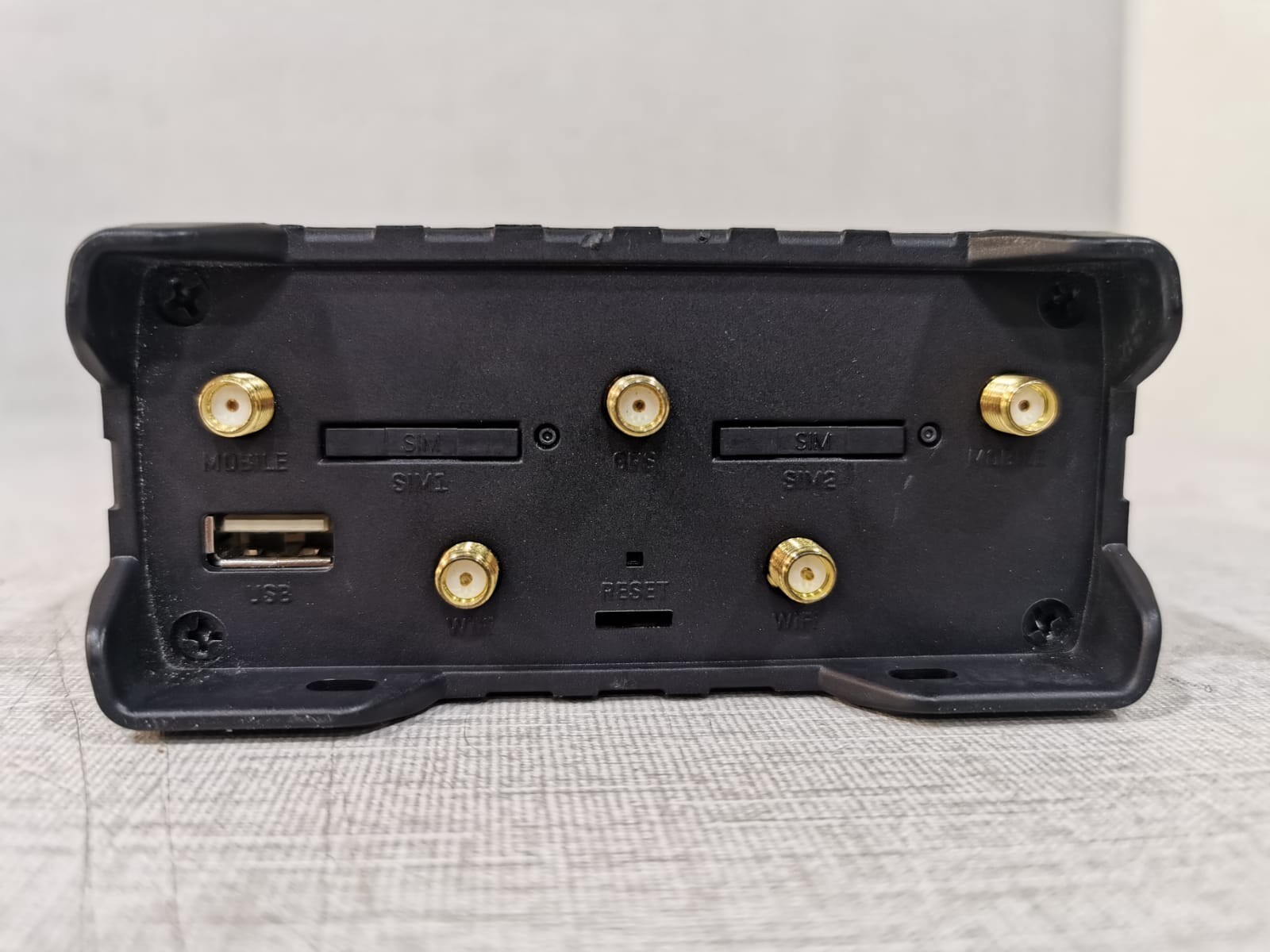 TELTONIKA RUT955 TELTONIKA RUT955 Compact Industrial 4G (LTE) RS232/RS485 Router 6