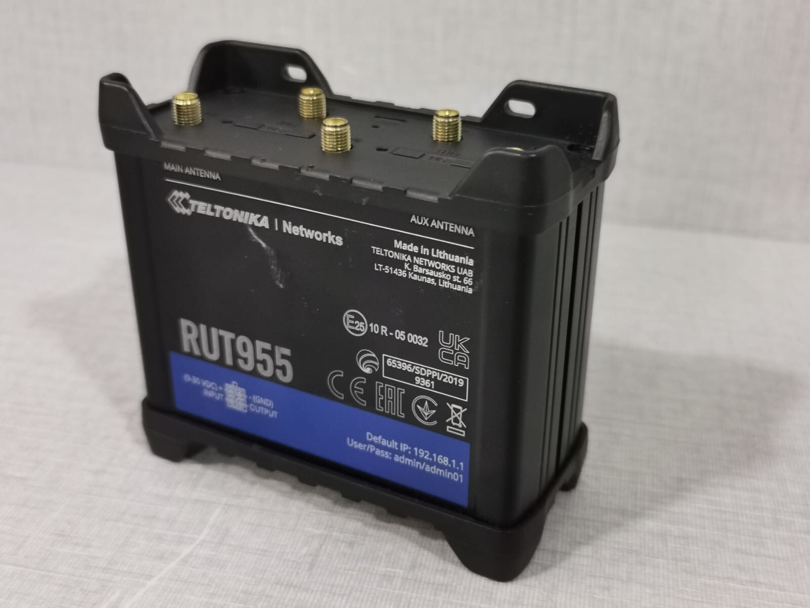 TELTONIKA RUT955 TELTONIKA RUT955 Compact Industrial 4G (LTE) RS232/RS485 Router 9