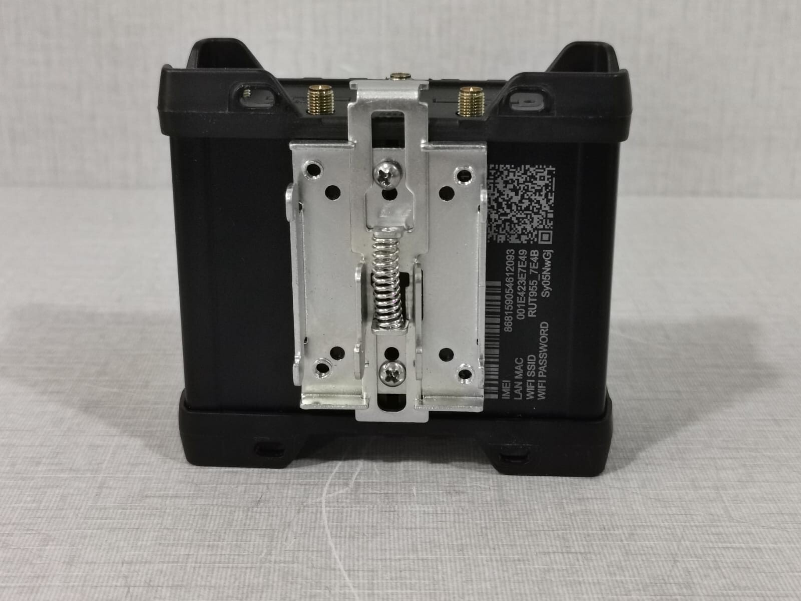 TELTONIKA RUT955 TELTONIKA RUT955 Compact Industrial 4G (LTE) RS232/RS485 Router 10