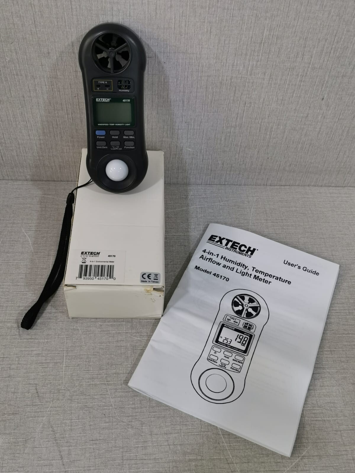EXTECH 45170 4-in-1 Humidity, Temperature Airflow and Light Meter