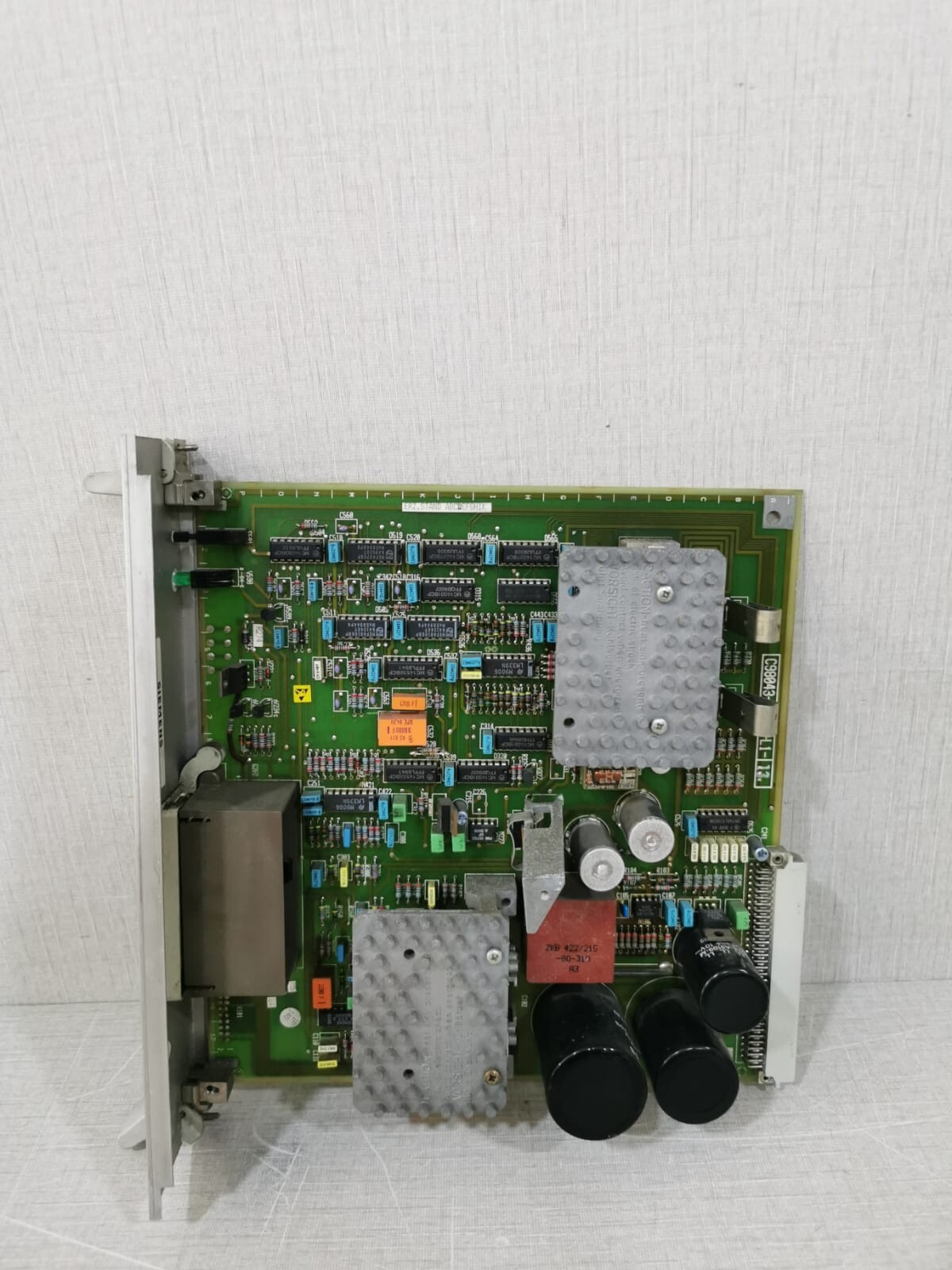 Siemens C98043-A1401-L1-13 SIEMENS SINUMERIK 6 EW 1890-3AA /C98043-A1401-L1-13 3
