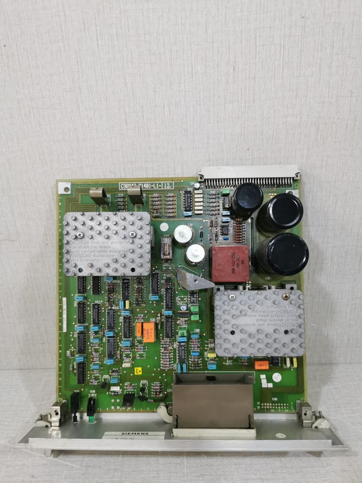 Siemens C98043-A1401-L1-13 SIEMENS SINUMERIK 6 EW 1890-3AA /C98043-A1401-L1-13 6