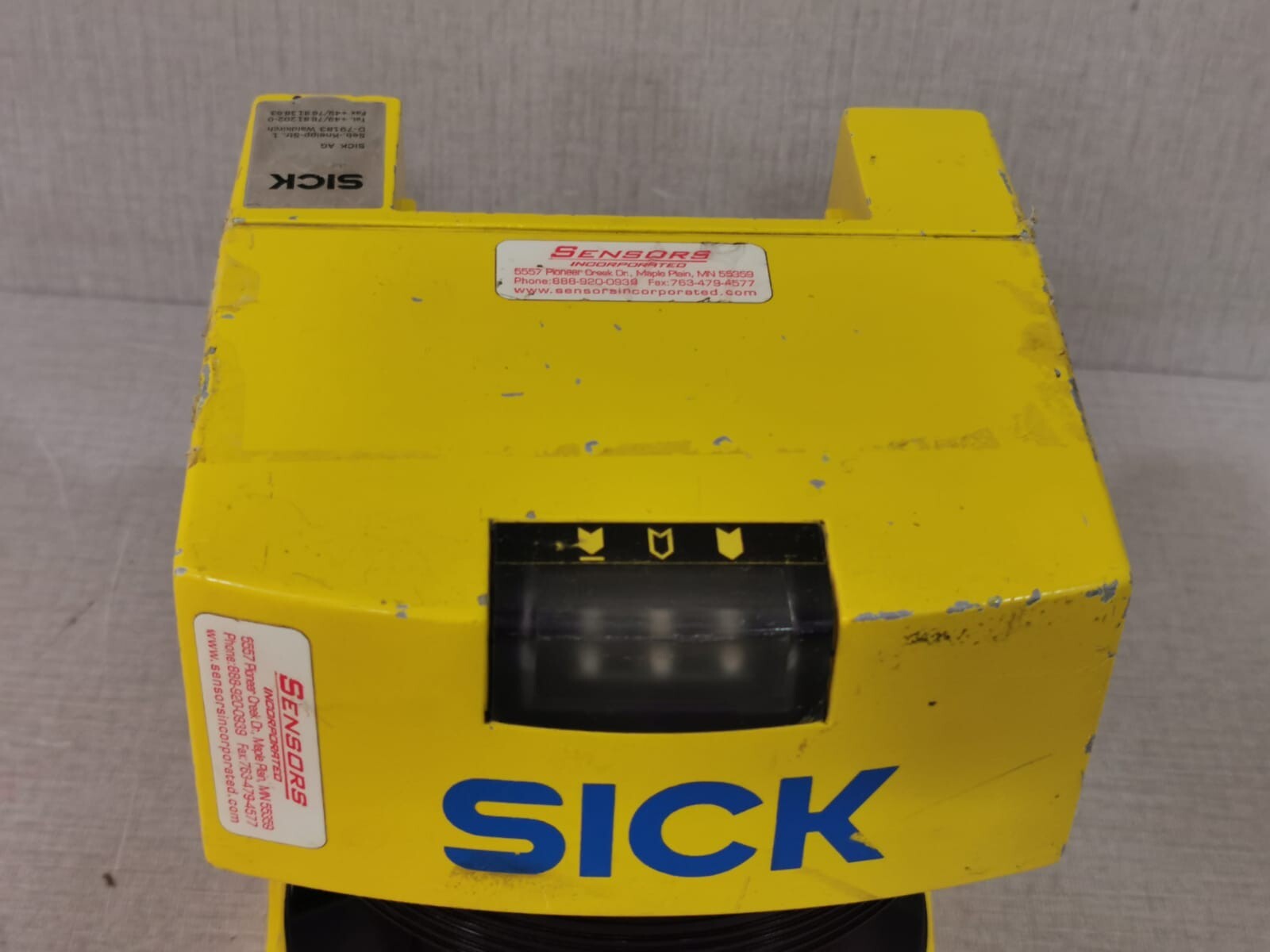 SICK PLS101-312 SICK PLS101-312 Proximity Safety Laser Scanner 5