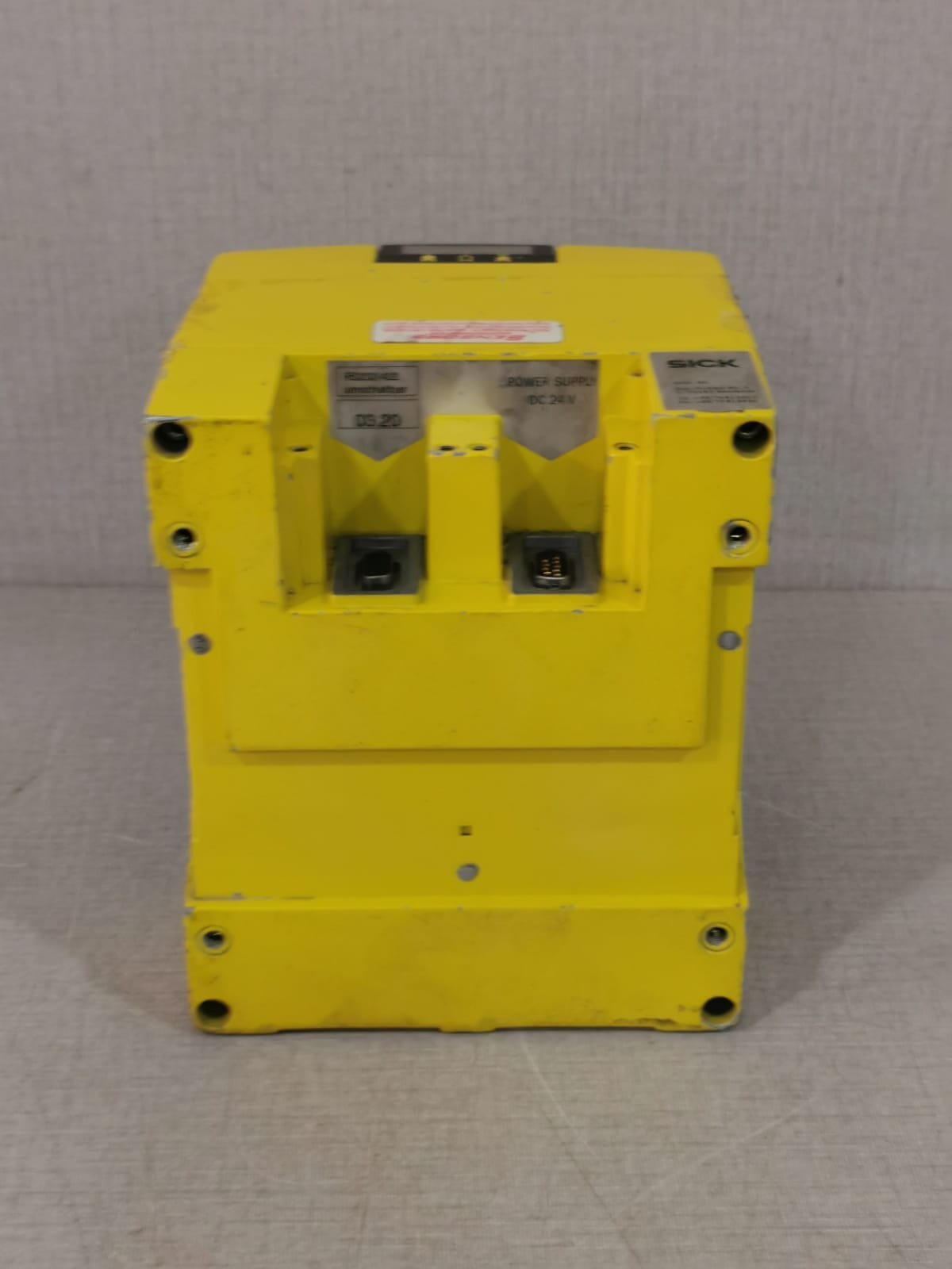 SICK PLS101-312 SICK PLS101-312 Proximity Safety Laser Scanner 10