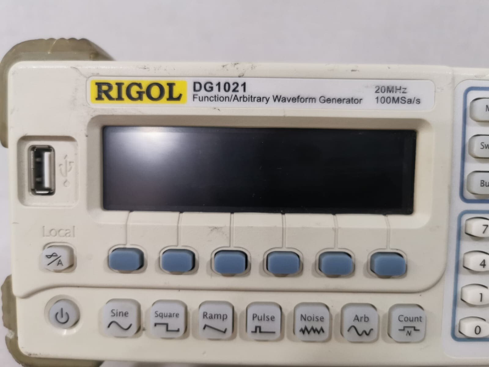 RIGOL DG1021 RIGOL DG1021 FUNCTION/ARBITRARY WAVEFORM GENERATOR 20MHz 100MSa/s 2