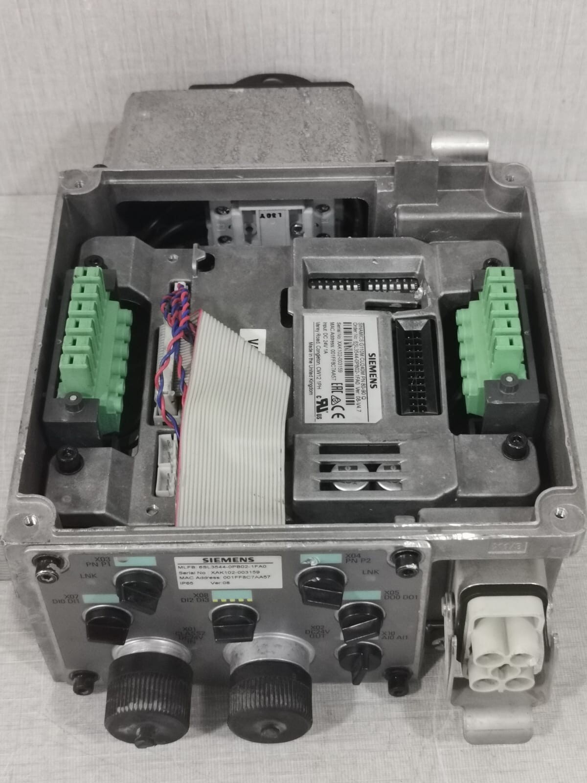 Siemens 6SL3544-0PB02-1FA0 SINAMICS G110M CU240M SIEMENS 6SL3544-0PB02-1FA0 SINAMICS G110M CU240M Control Unit 6