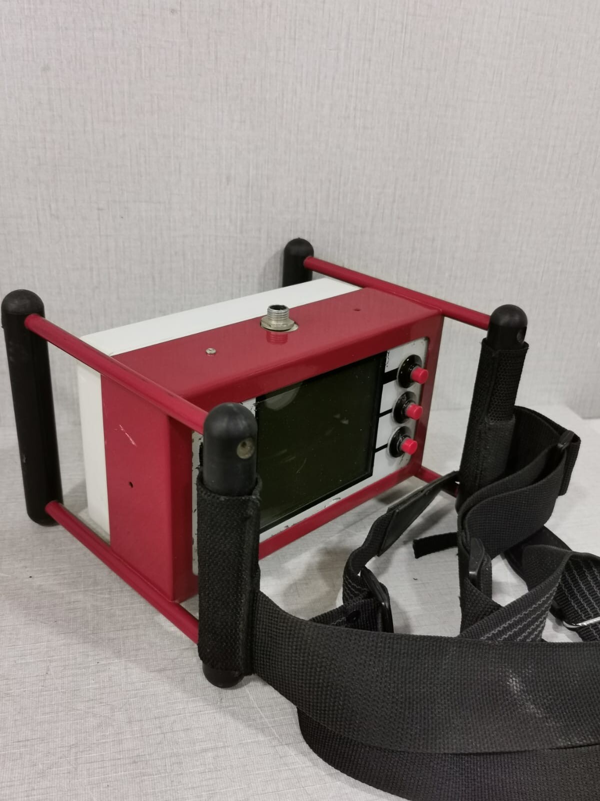 CDI CD42 CD42-R CDI CD42 Pipeline Pig Locator and Tracker System CD42-R CD42-T CD42-GP 3