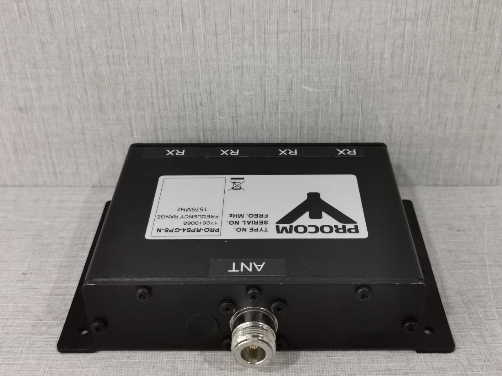PROCOM PRO-RPS-4-GPS-N PROCOM PRO-RPS-4-GPS-N Receiver Multicouplers 6