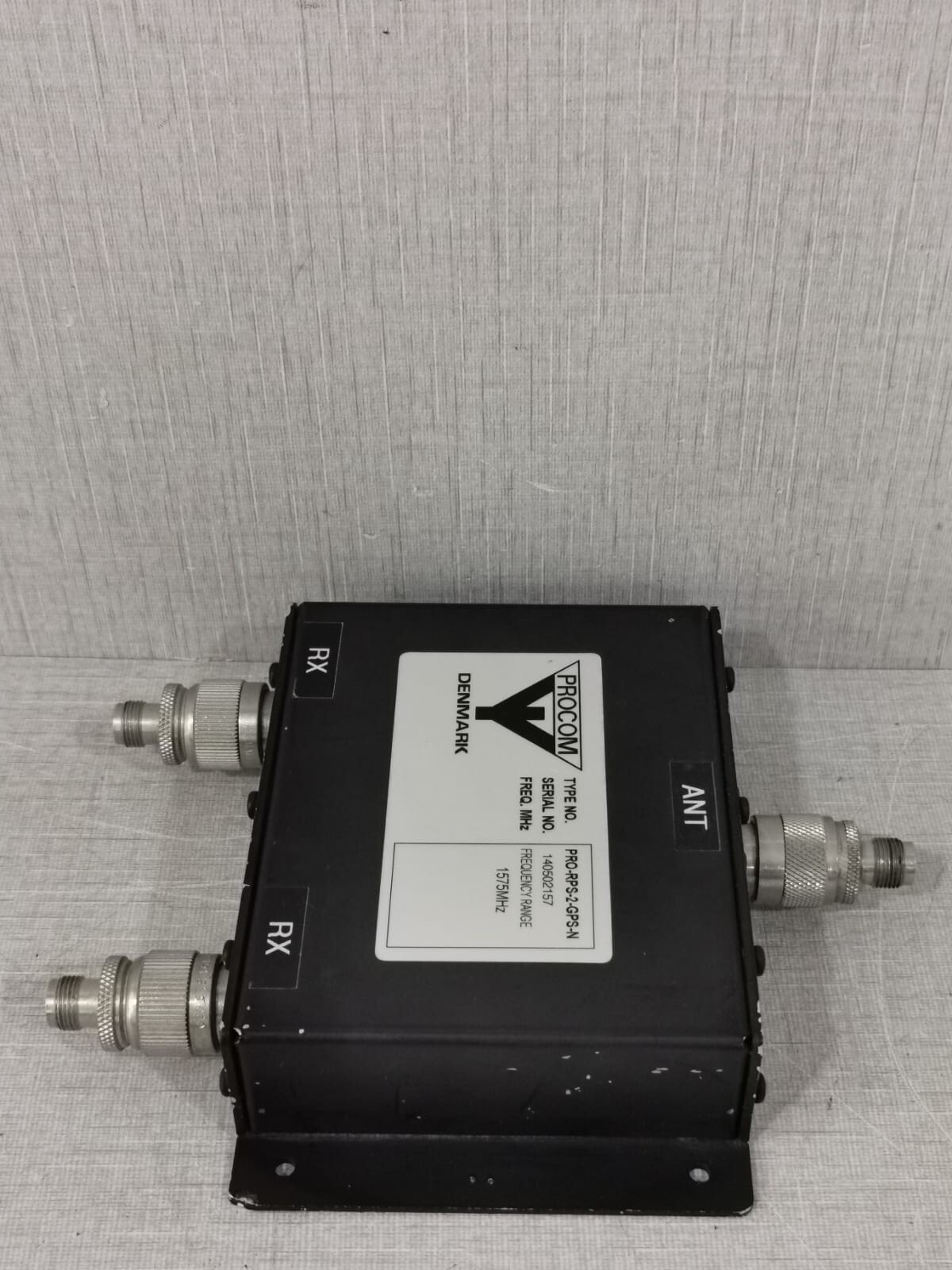 PROCOM PRO-RPS-2-GPS-N PROCOM PRO-RPS-2-GPS-N 2-Channel Rx Power Splitter 5