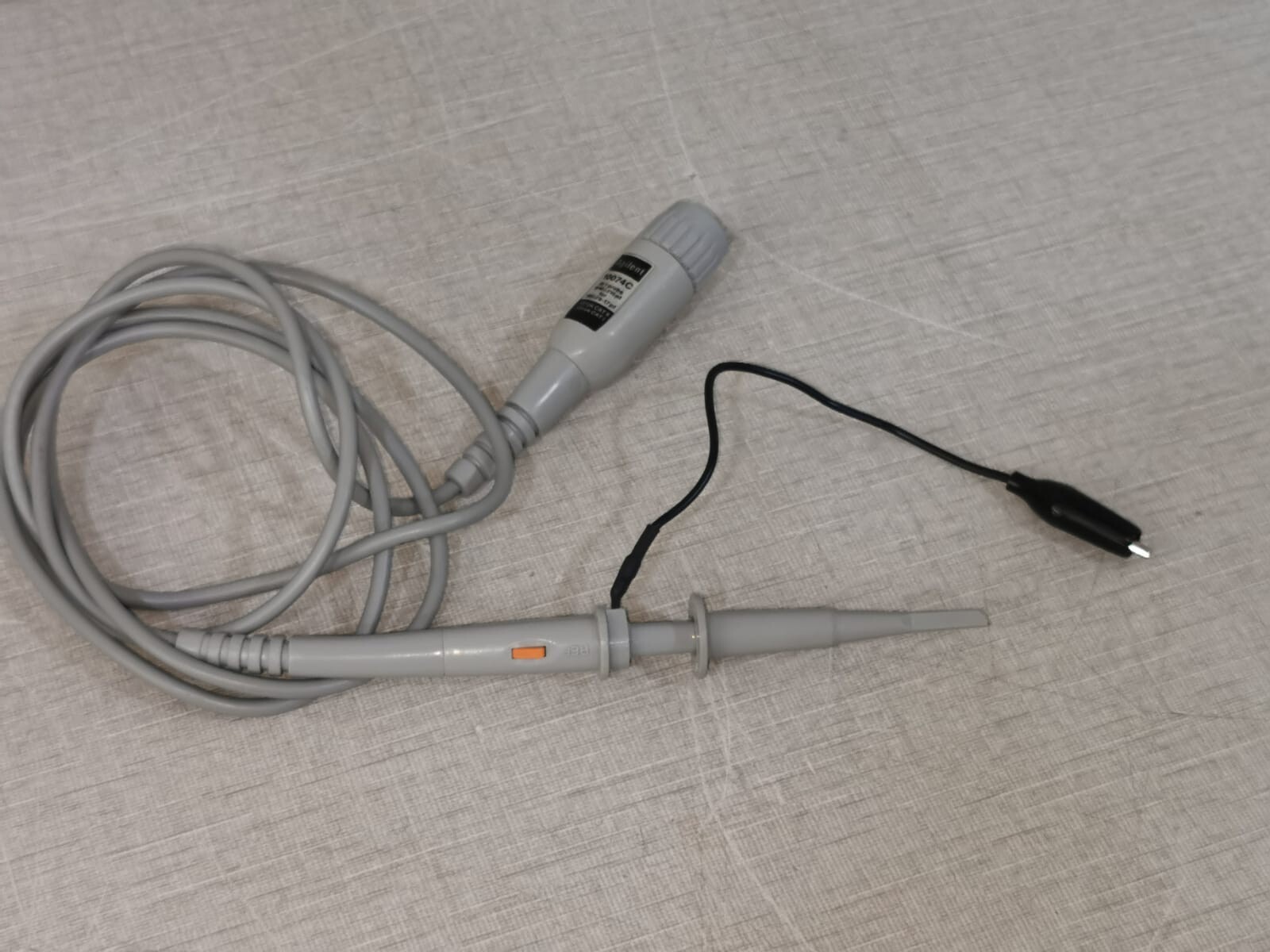 Agilent Technologies PROBE-10 Agilent 10074C Oscilloscope Probe 10:1 10M 15pf for 1M 9-17pf 2