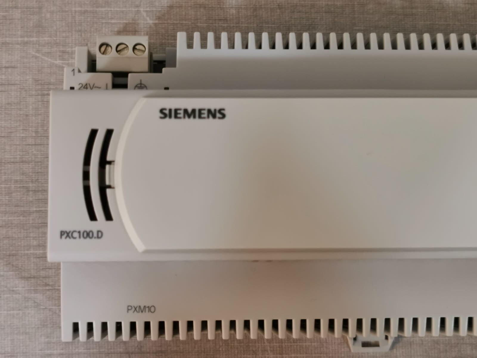 Siemens PXC100.D Siemens PXC100.D Automation Station BACNET 24V 4
