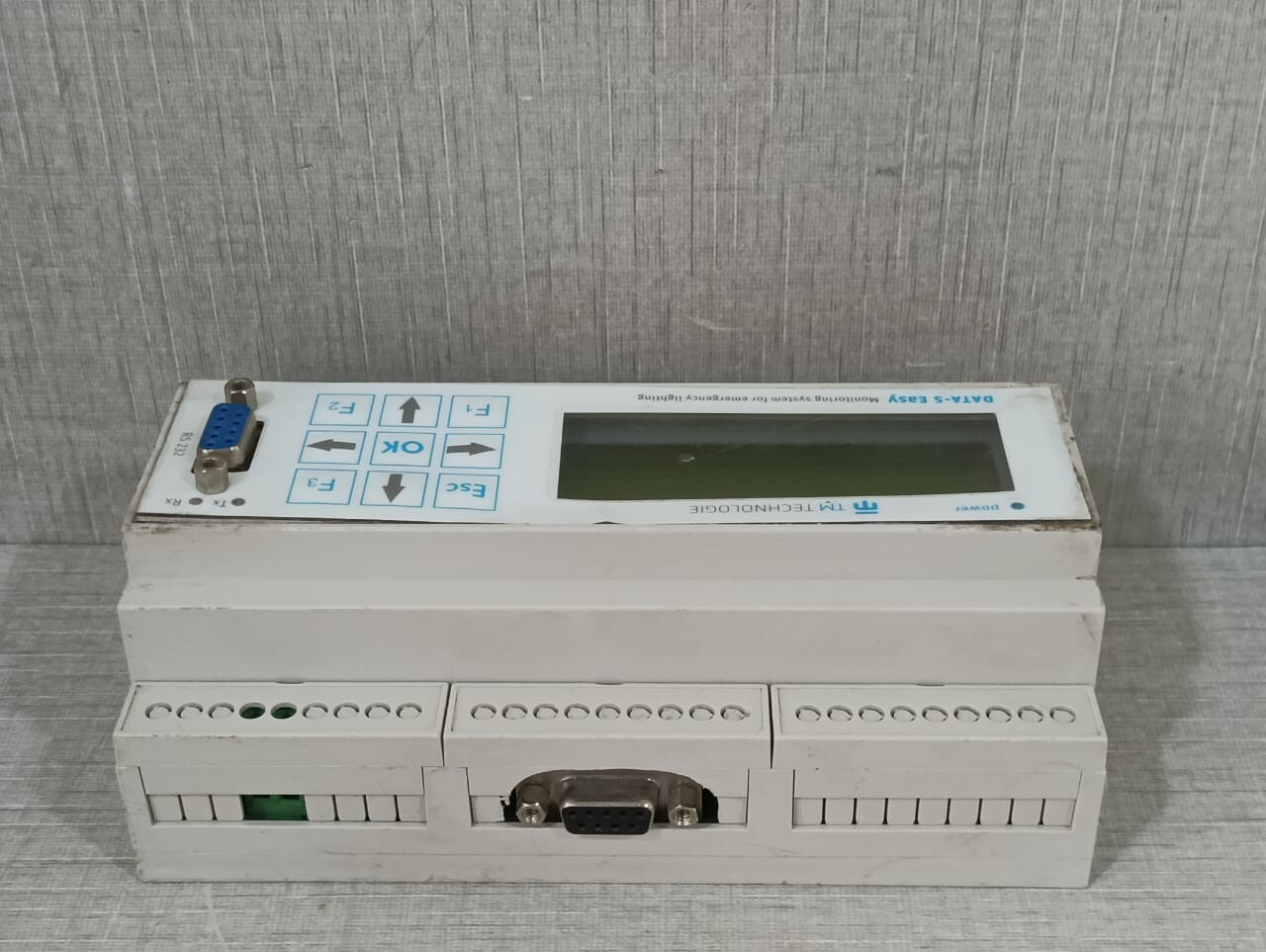 GE DATA-S TM Technologie DATA-S Easy Monitoring System for Emergency Lightning 9