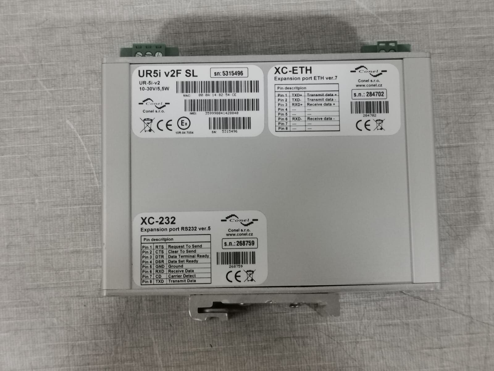 CONEL UR5i v2F SL CONEL UR5i v2F SL Networking Device 5