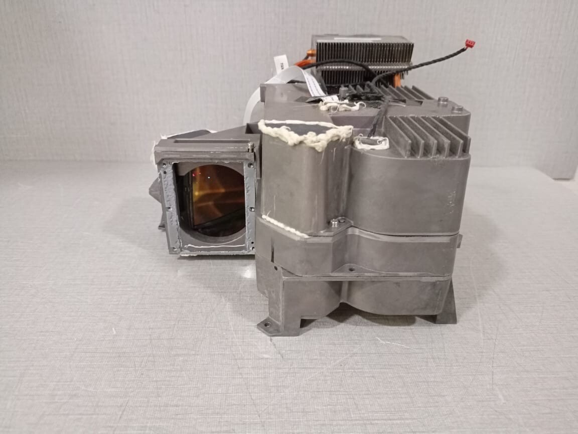 Christie 004-005971-01 CHRISTIE Cooling Module Part No. 004-005971-01 8
