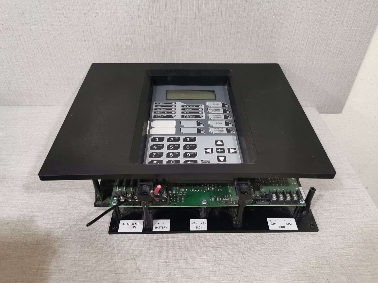 VIGILANT S3000 VS SERIES VIGILANT S3000 VS SERIES FOR FIRE ALARM CONTROL UNIT with Case ( VERTICAL) 3