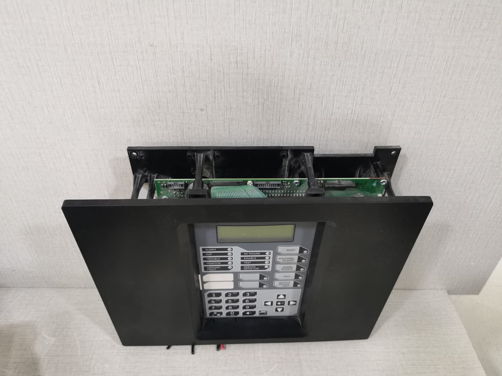 VIGILANT S3000 VS SERIES VIGILANT S3000 VS SERIES FOR FIRE ALARM CONTROL UNIT with Case ( VERTICAL) 7