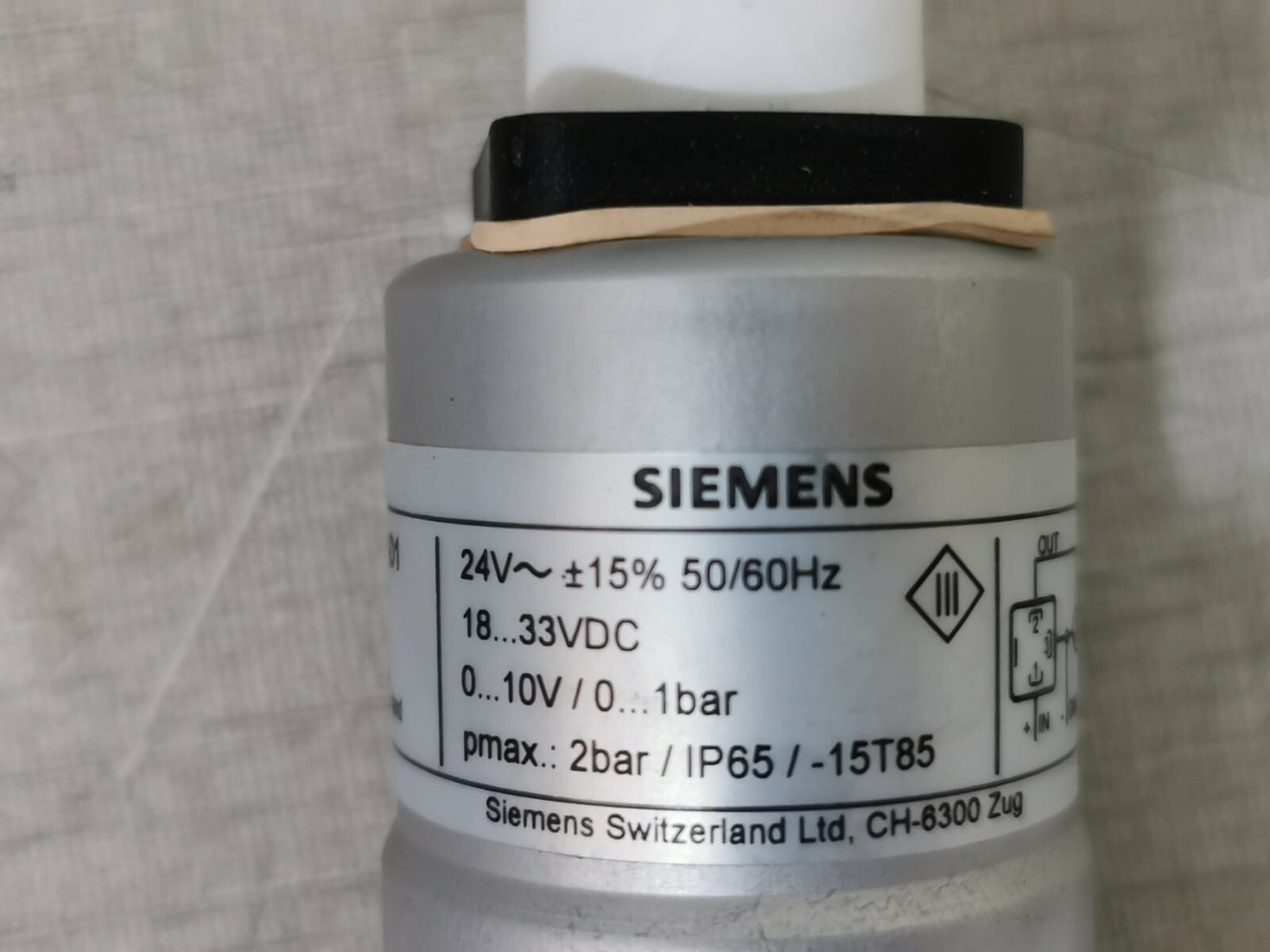 Siemens QBE3000-D1 Siemens QBE3000-D1 Differential Pressure Sensor for Liquids and Gas 7