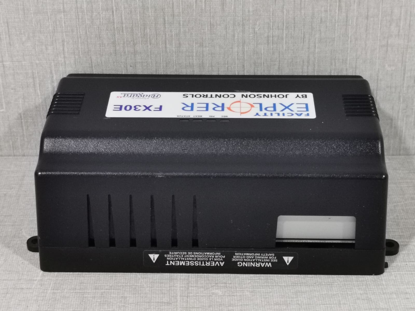 Johnson Controls FX3011E-1 JOHNSON CONTROLS EXPLORER LP-FX3011E-1 FACILITY EXPLORER FX30E N2 BACnet 4