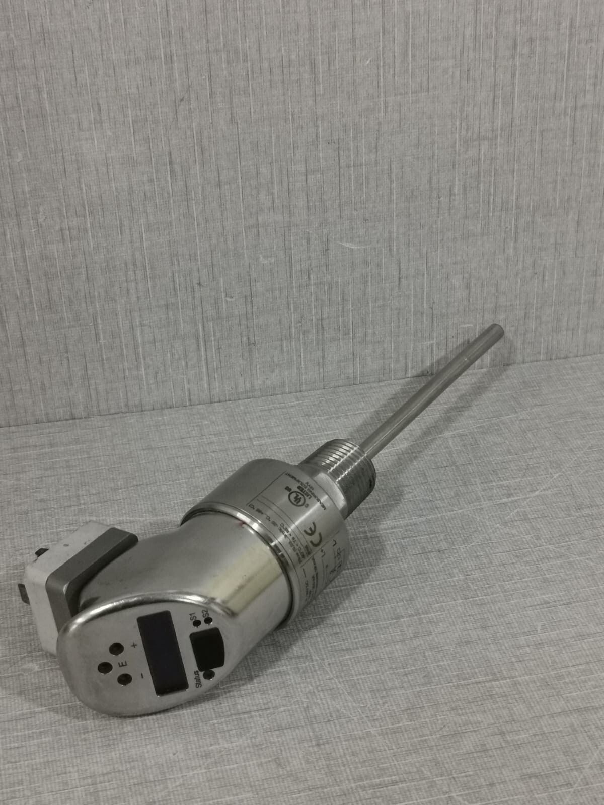 Endress+Hauser DTT31-A3A111DE2CAB ENDRESS + HAUSER FLOWPHANT T DTT31-A3A111DE2CAB FLOW SWITCH 7