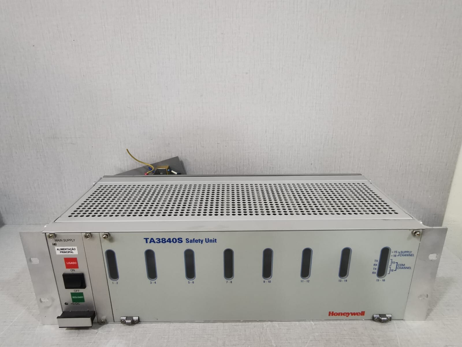 HONEYWELL TA3840S SAFETY UNIT -Without card