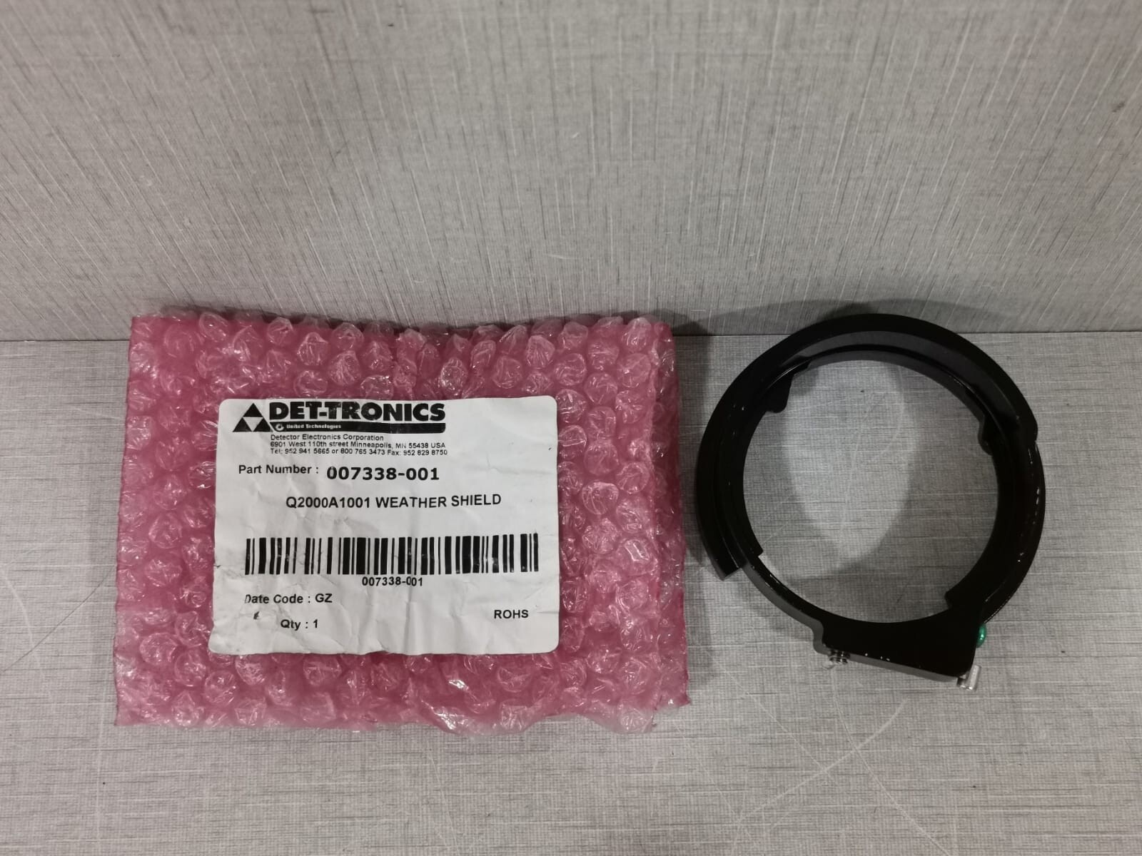DET-TRONICS 007338-001/ Q200A1001 WEATHER SHIELD FOR FLAME DETECTOR