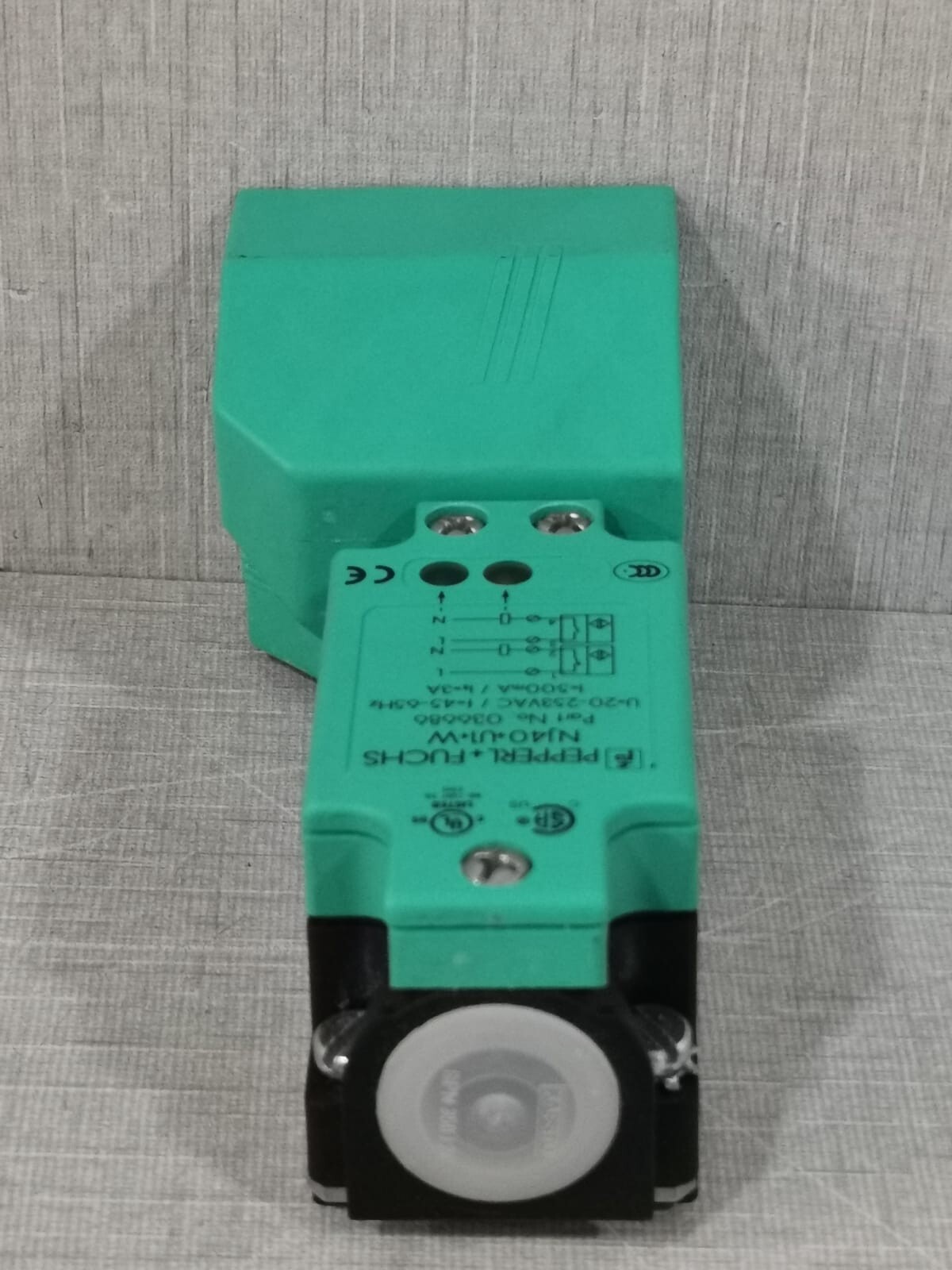 PEPPERL + FUCHS 036686 PEPPERL + FUCHS NJ40+U1+W INDUCTIVE SENSOR 036686 3