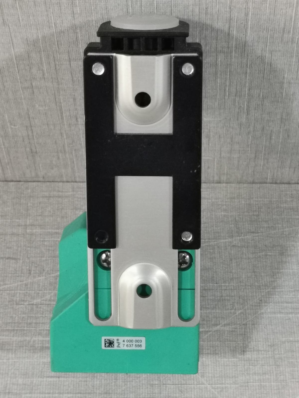 PEPPERL + FUCHS 036686 PEPPERL + FUCHS NJ40+U1+W INDUCTIVE SENSOR 036686 7