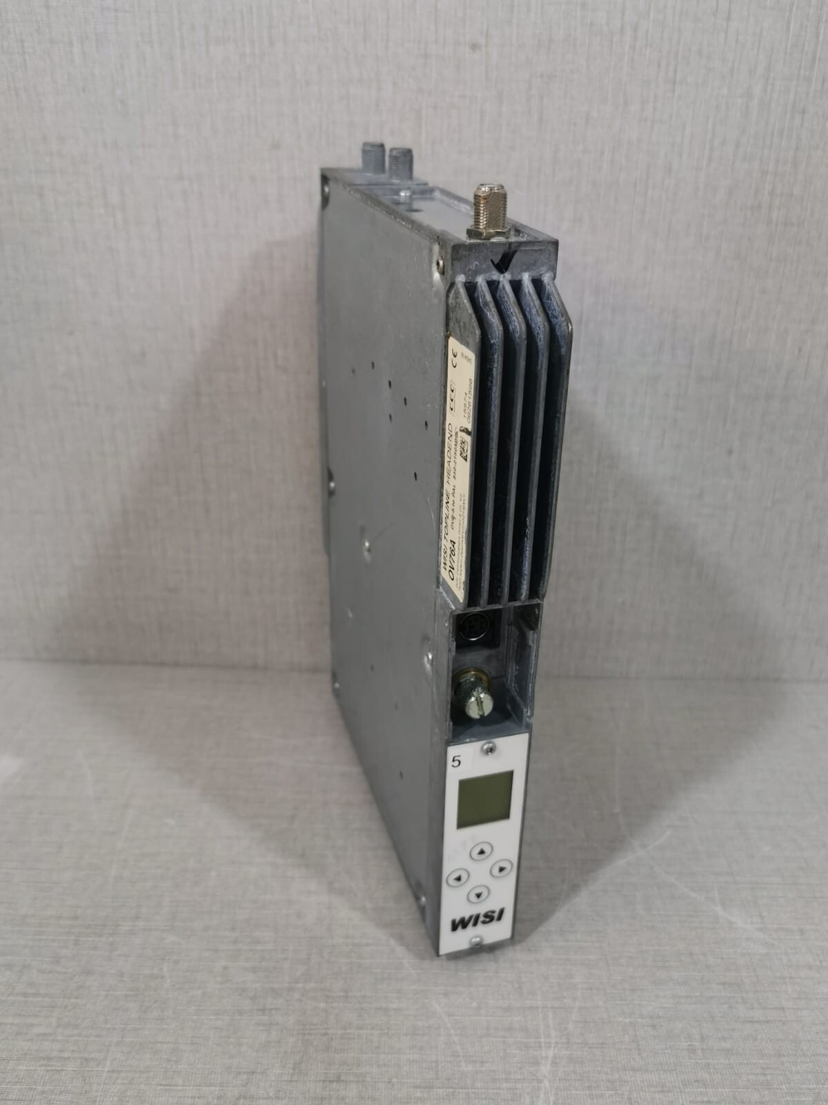 WISI OV76A WISI OV76A Topline HeadEnd DV-S to PAL 950-2150MHz 5