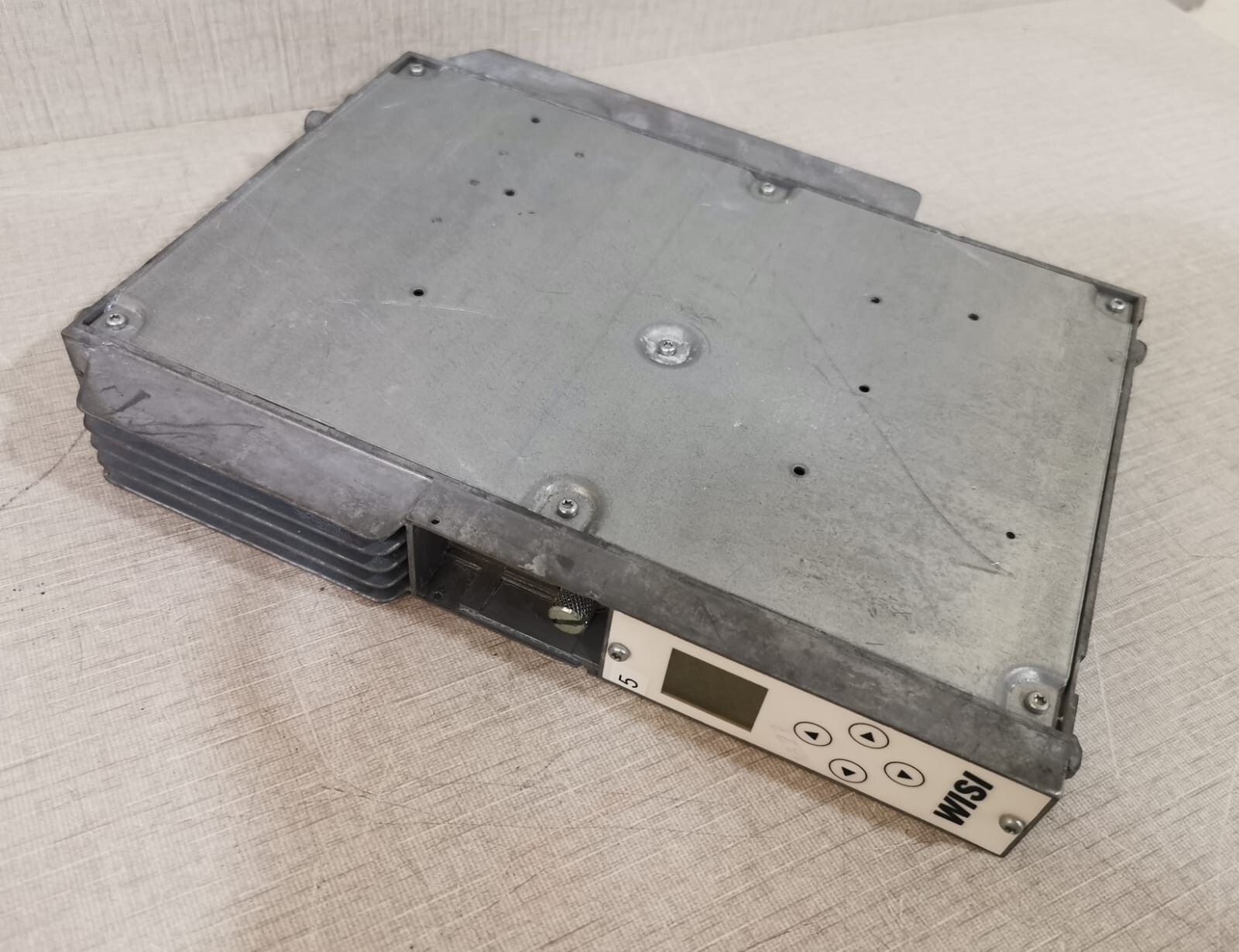 WISI OV76A WISI OV76A Topline HeadEnd DV-S to PAL 950-2150MHz 8