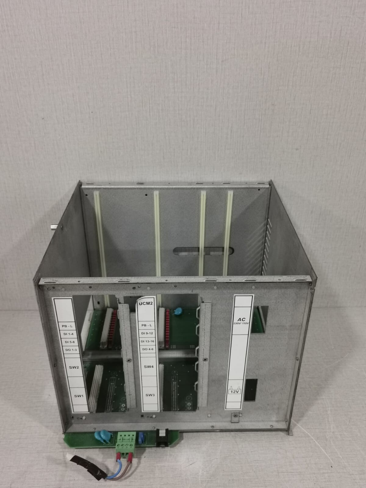 SCHNEIDER CT00068-01 RACK/CHASSIS FOR T200 RTU