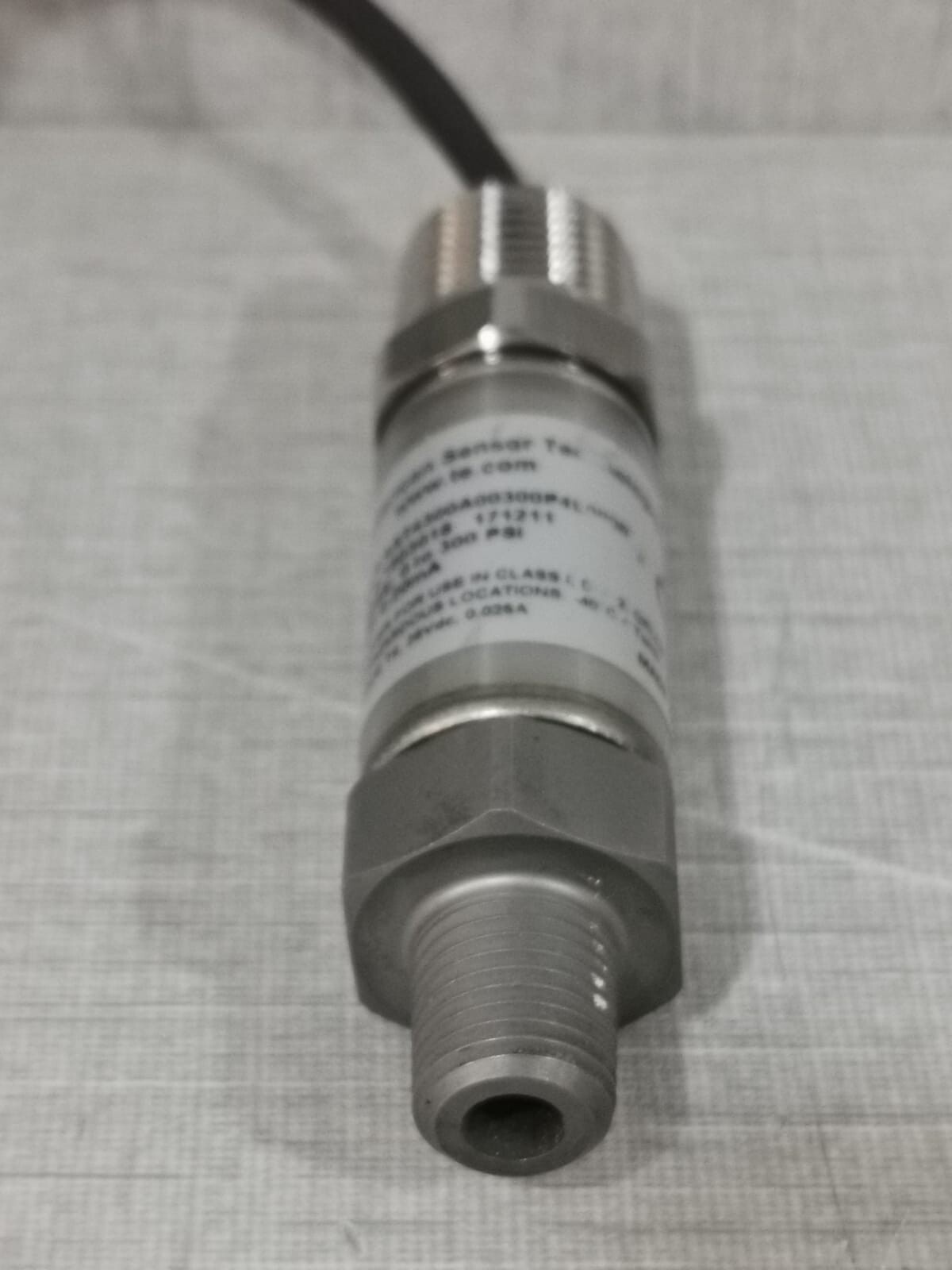 AST AST4300A00300P4L0000 AST AST4300A00300P4L0000 -0 TO 300 PSI NON-INCENDIVE PRESSURE TRANSMITTER 4