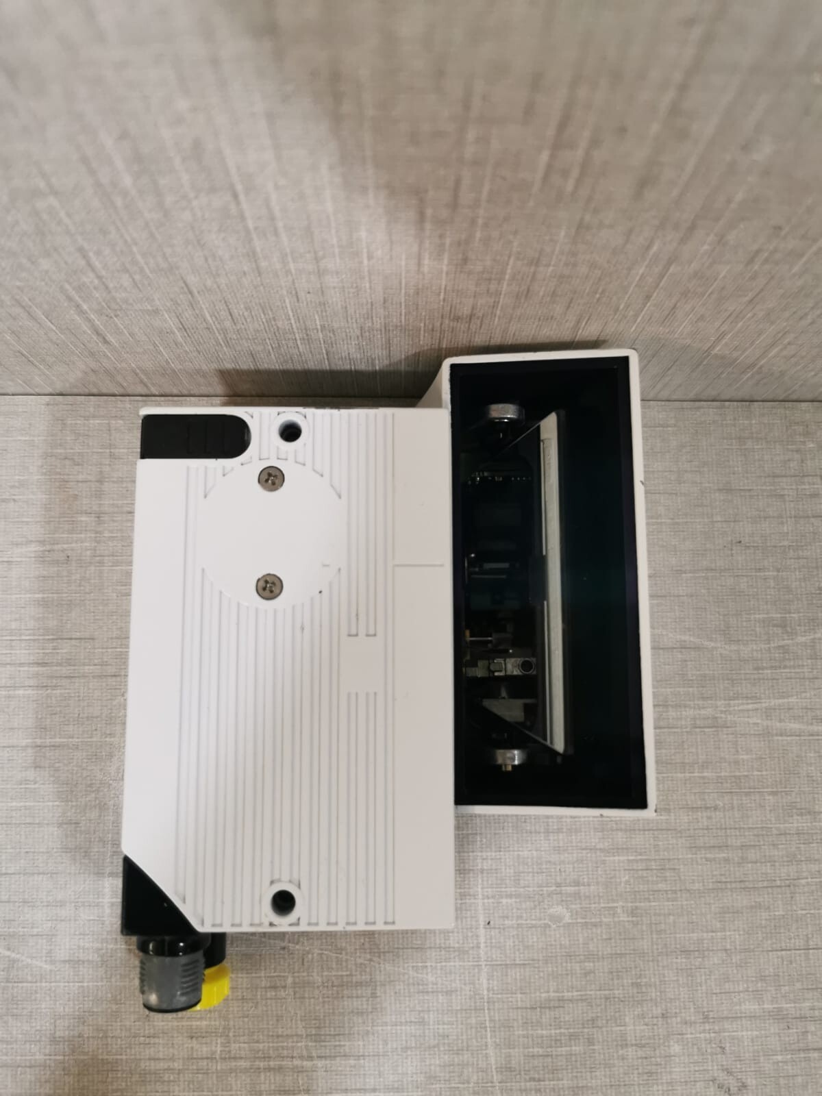 SICK 1082895 SICK CLV651 6120S52 1082895 Barcode Scanner Controller 7