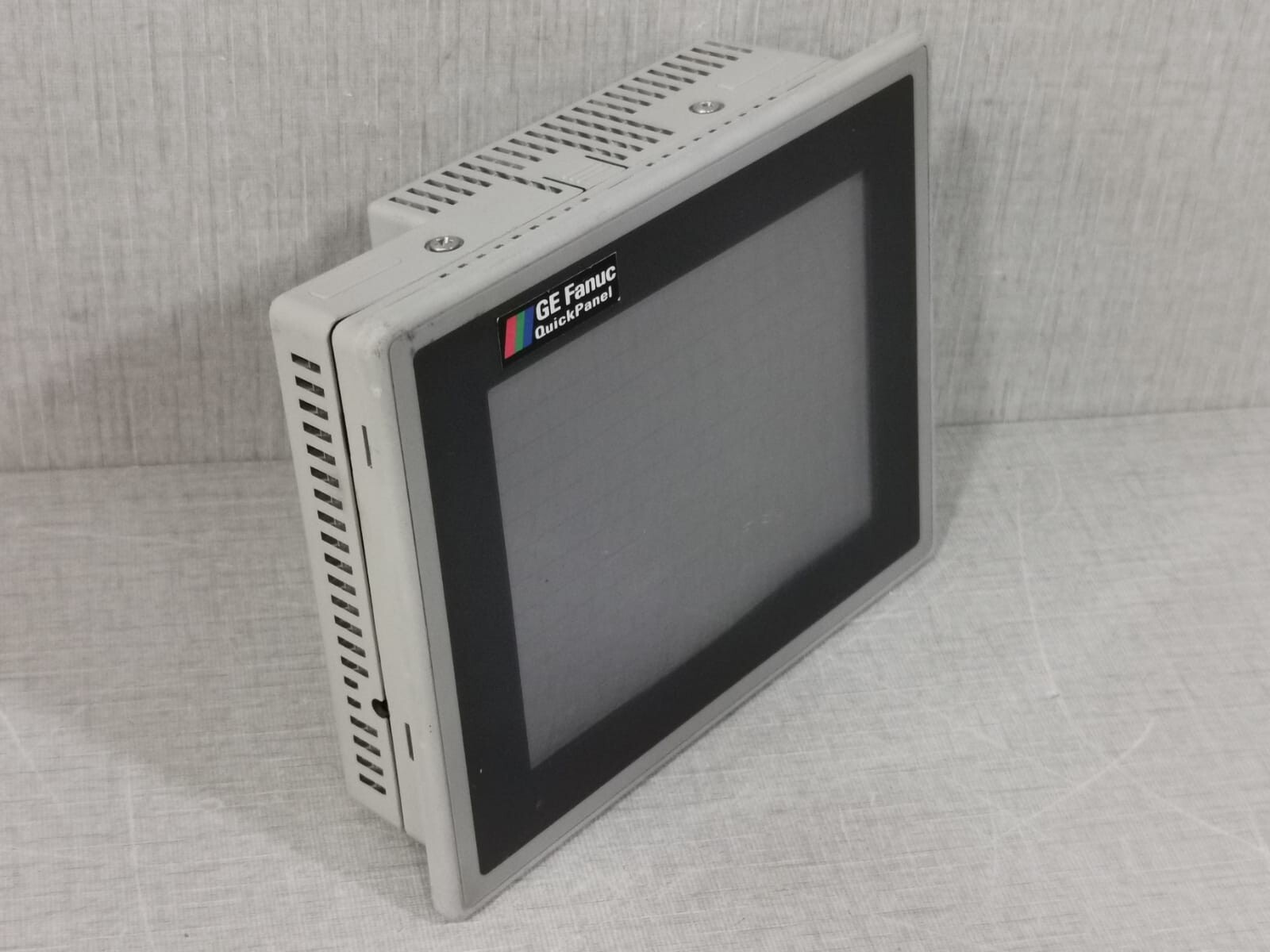 GE Fanuc 2880037 GE Fanuc Pro-Face 2880037 Quick Panel 5