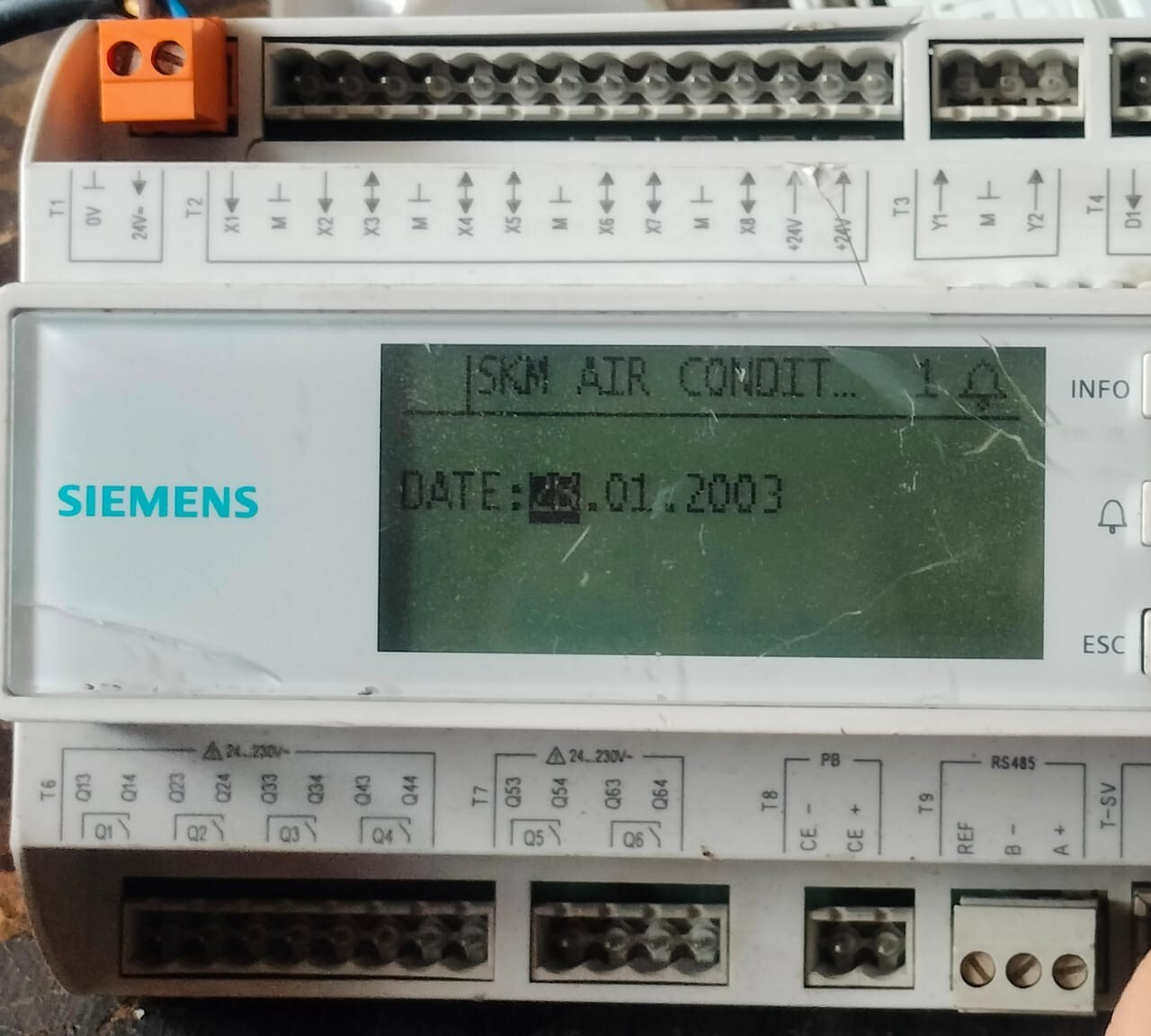 Siemens POL638.70/STD SIEMENS POL638.70/STD CONTROLLER 24VAC/DC 4