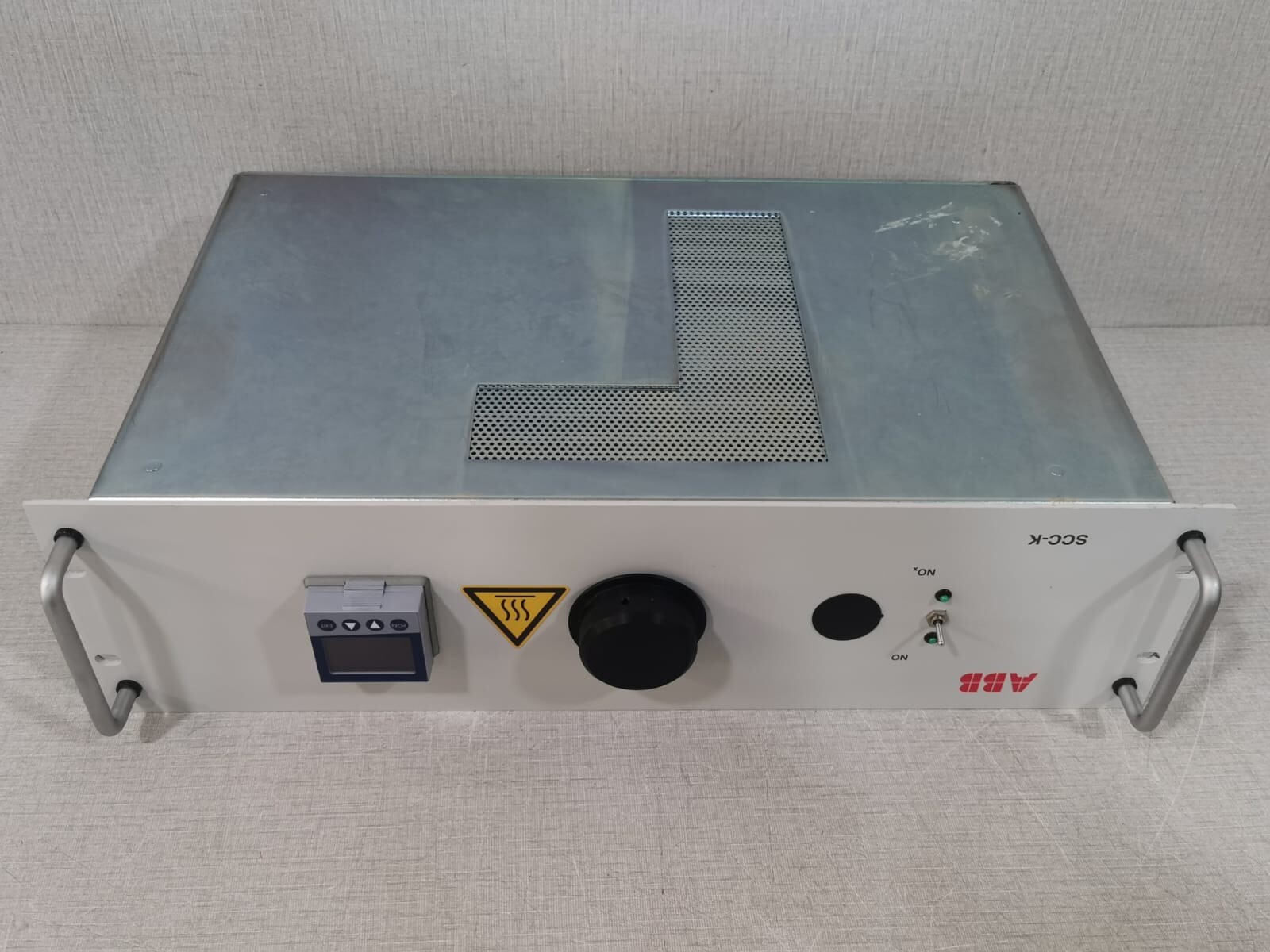 ABB 23093-4-0801976 ABB Advance SCC-K 23093-4-0801976 Converter 6