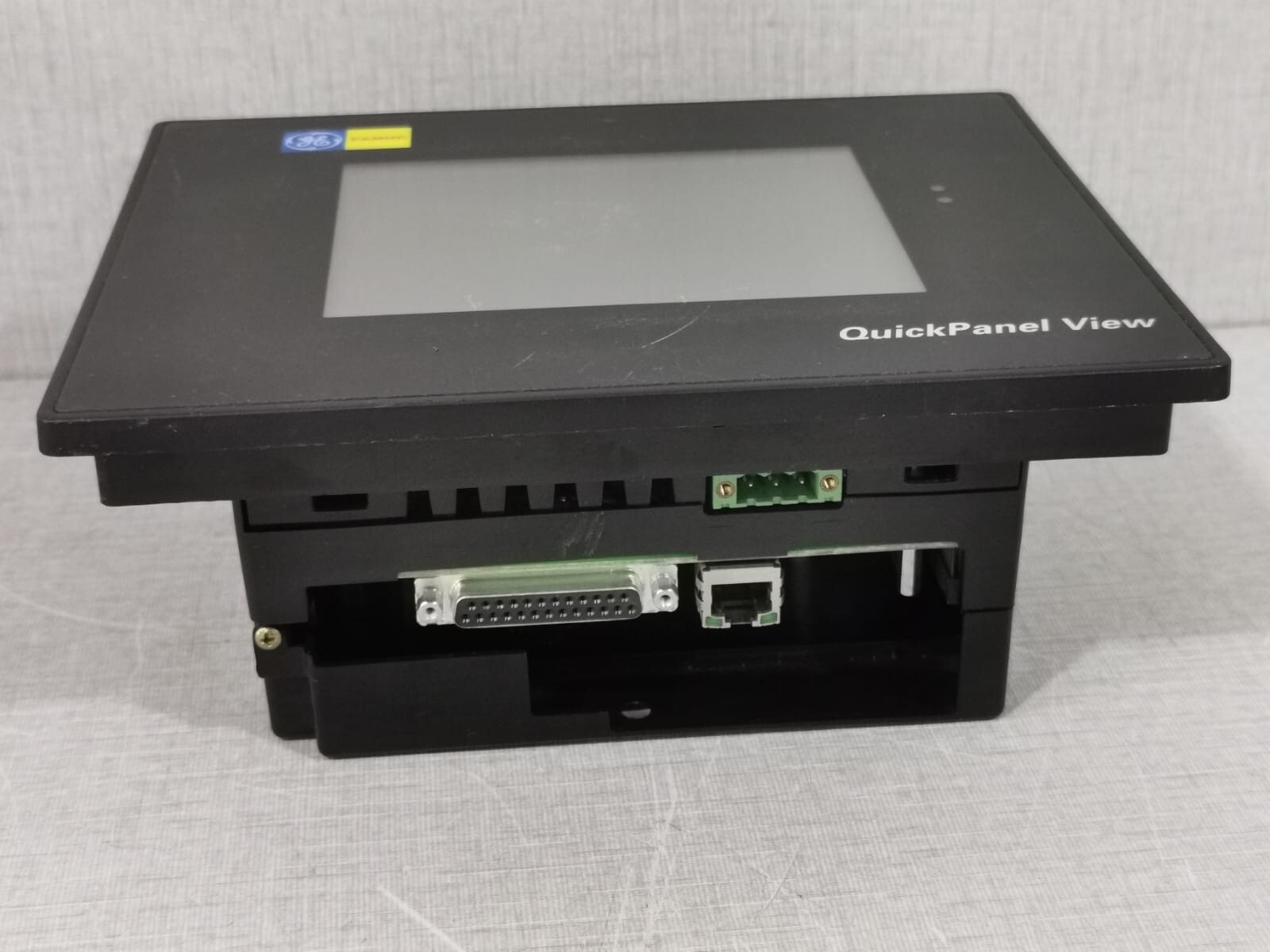 GE Fanuc IC754VCI06STD-BB GE FANUC Model: ES0611 IC754VCI06STD-BB Quick Panel View 6