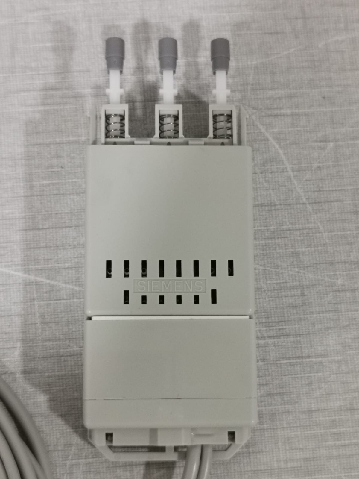 Siemens 6015-0XX03-1SF0 SIEMENS 8RU 6015-0XX03-1SF0 MOSAIK SYSTEM M CONNECTOR 5