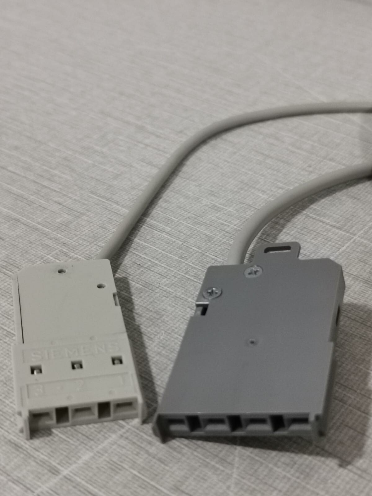 Siemens 6015-0XX03-1SF0 SIEMENS 8RU 6015-0XX03-1SF0 MOSAIK SYSTEM M CONNECTOR 6