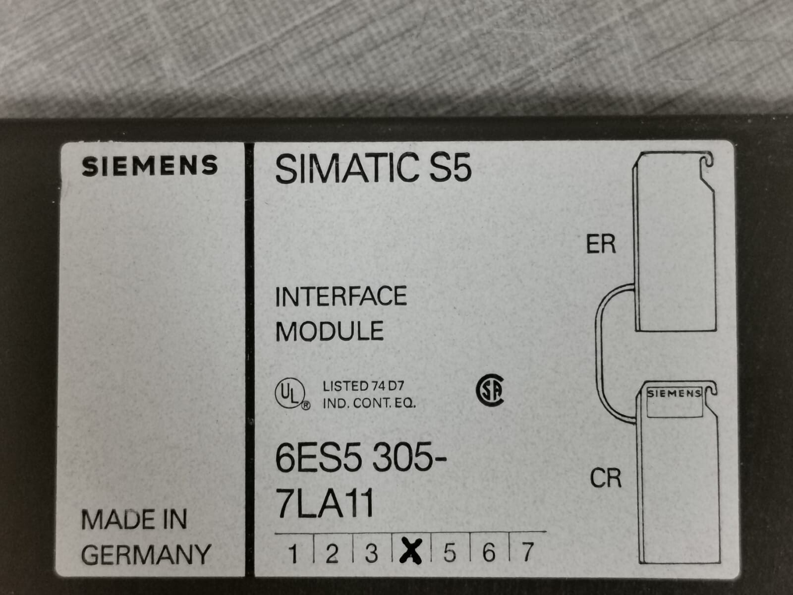 Siemens 305-7LA11 Siemens Simatic S5 Interface Module 6ES5 305-7LA11 IM 305 2