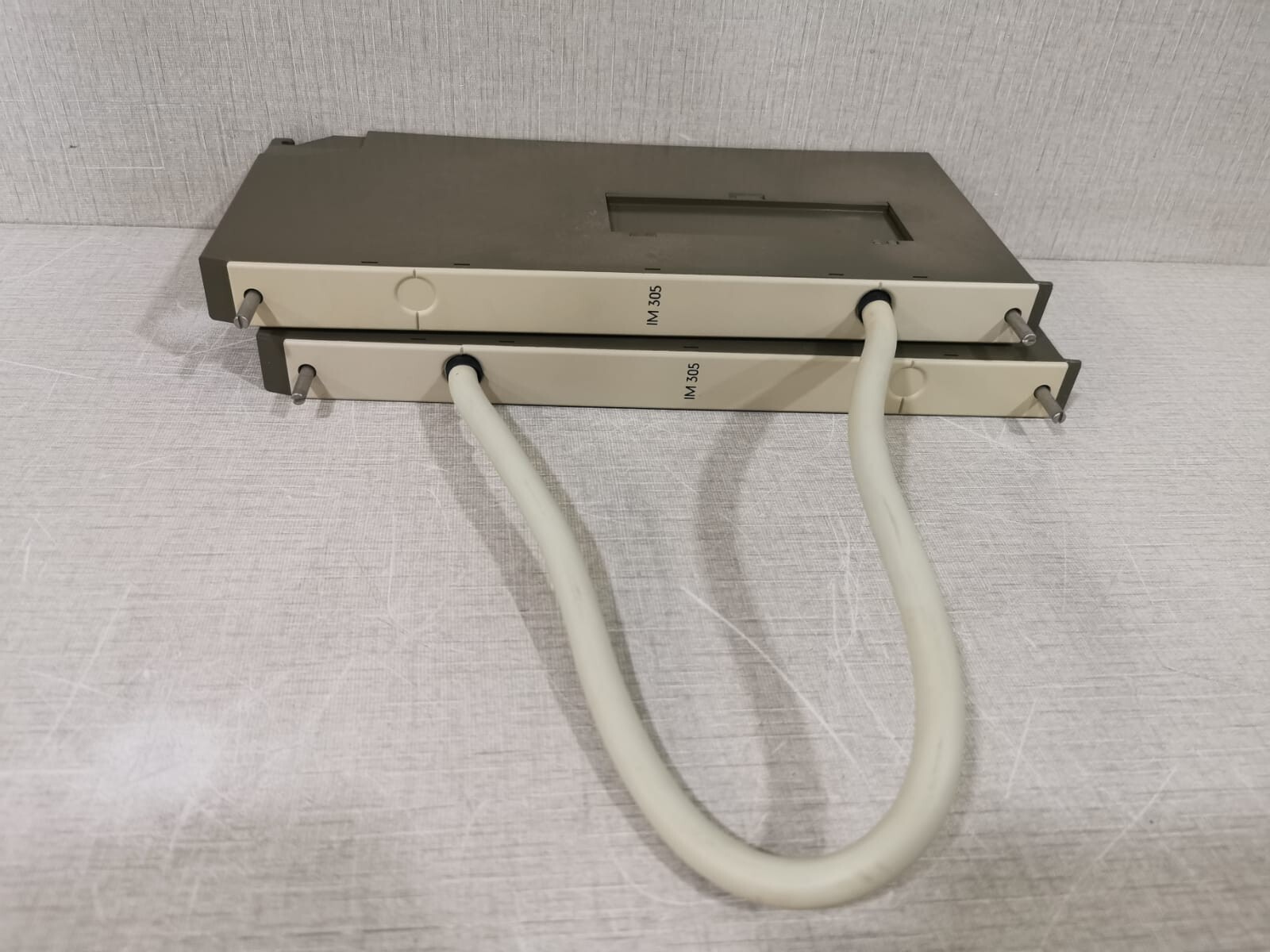 Siemens 305-7LA11 Siemens Simatic S5 Interface Module 6ES5 305-7LA11 IM 305 3