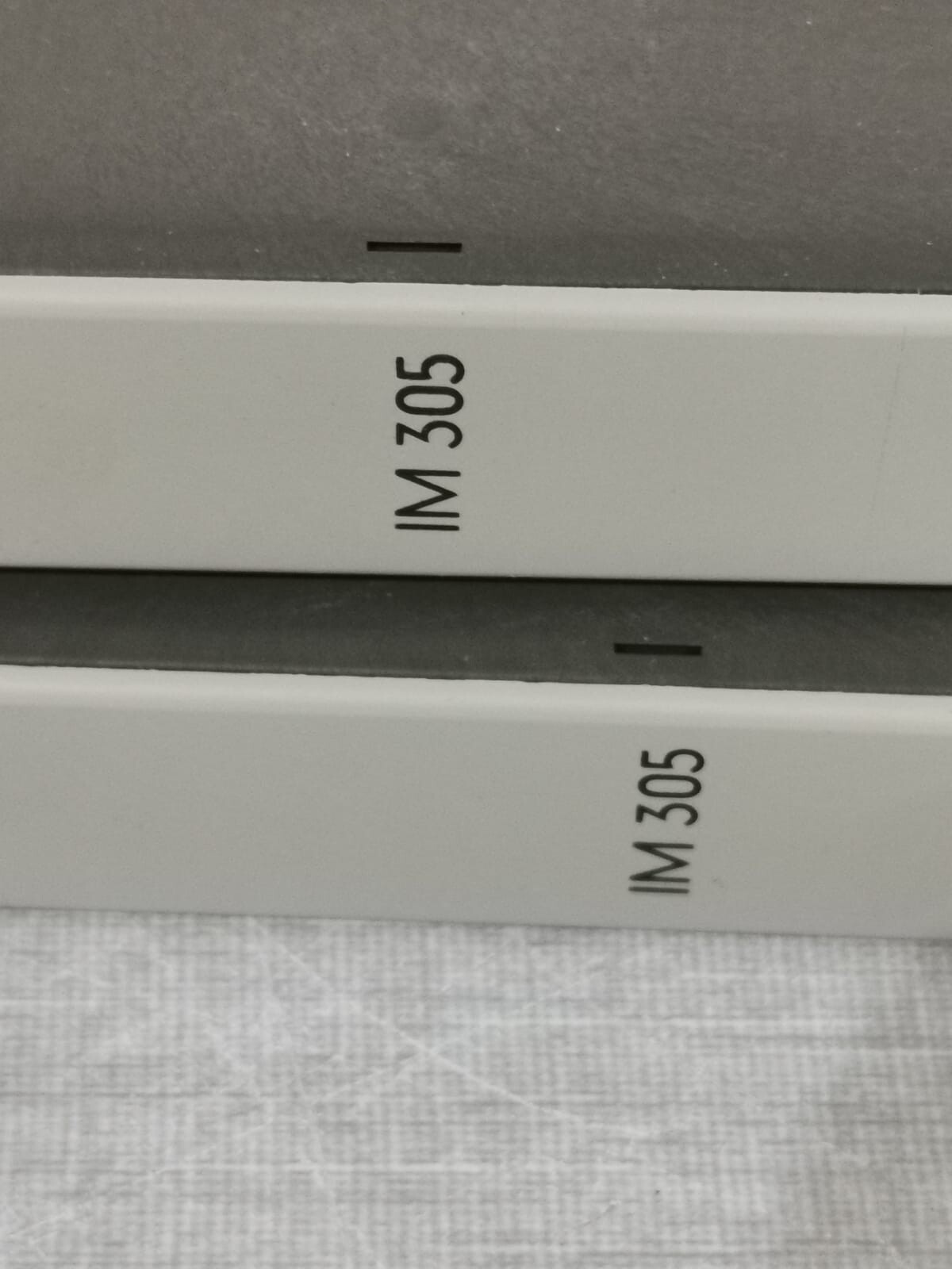Siemens 305-7LA11 Siemens Simatic S5 Interface Module 6ES5 305-7LA11 IM 305 5