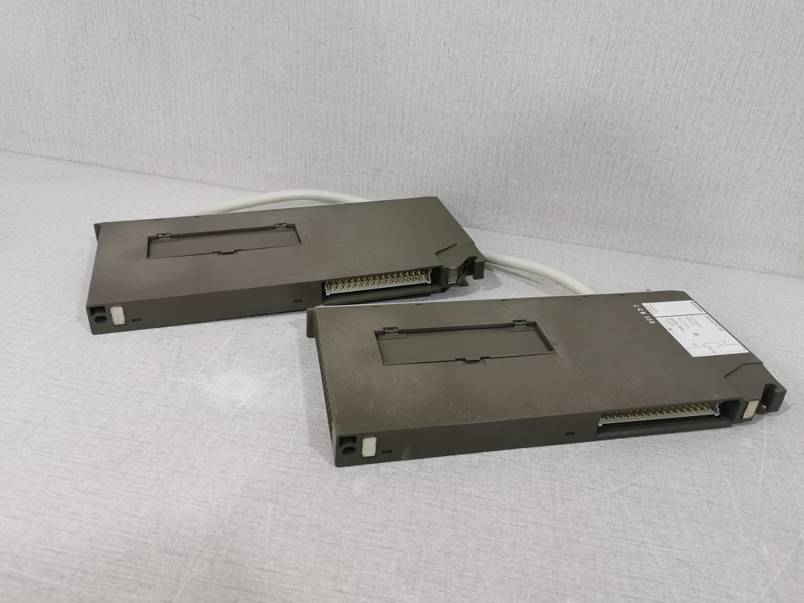 Siemens 305-7LA11 Siemens Simatic S5 Interface Module 6ES5 305-7LA11 IM 305 8
